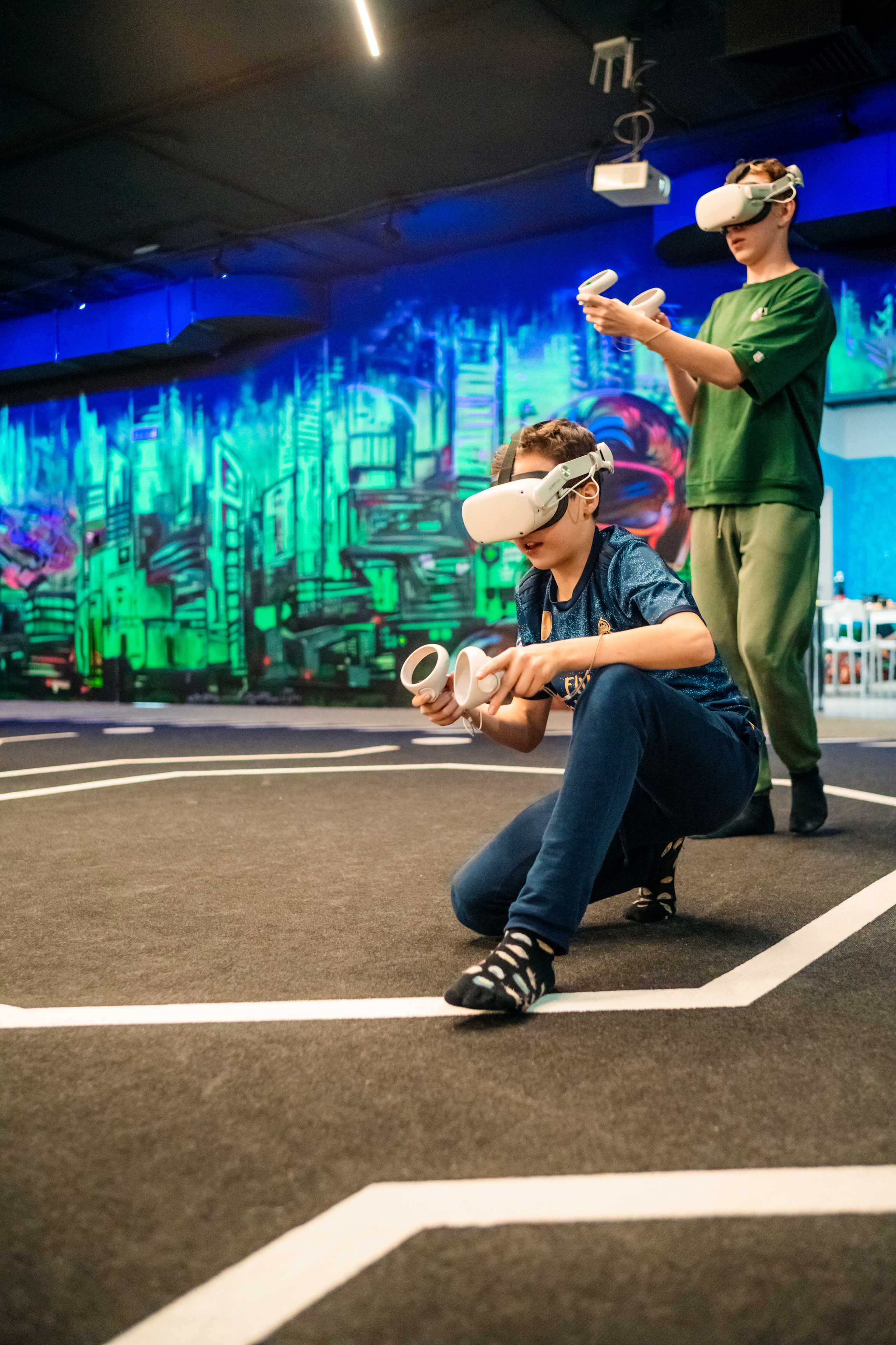 VR (November-December 2024). Felixtones