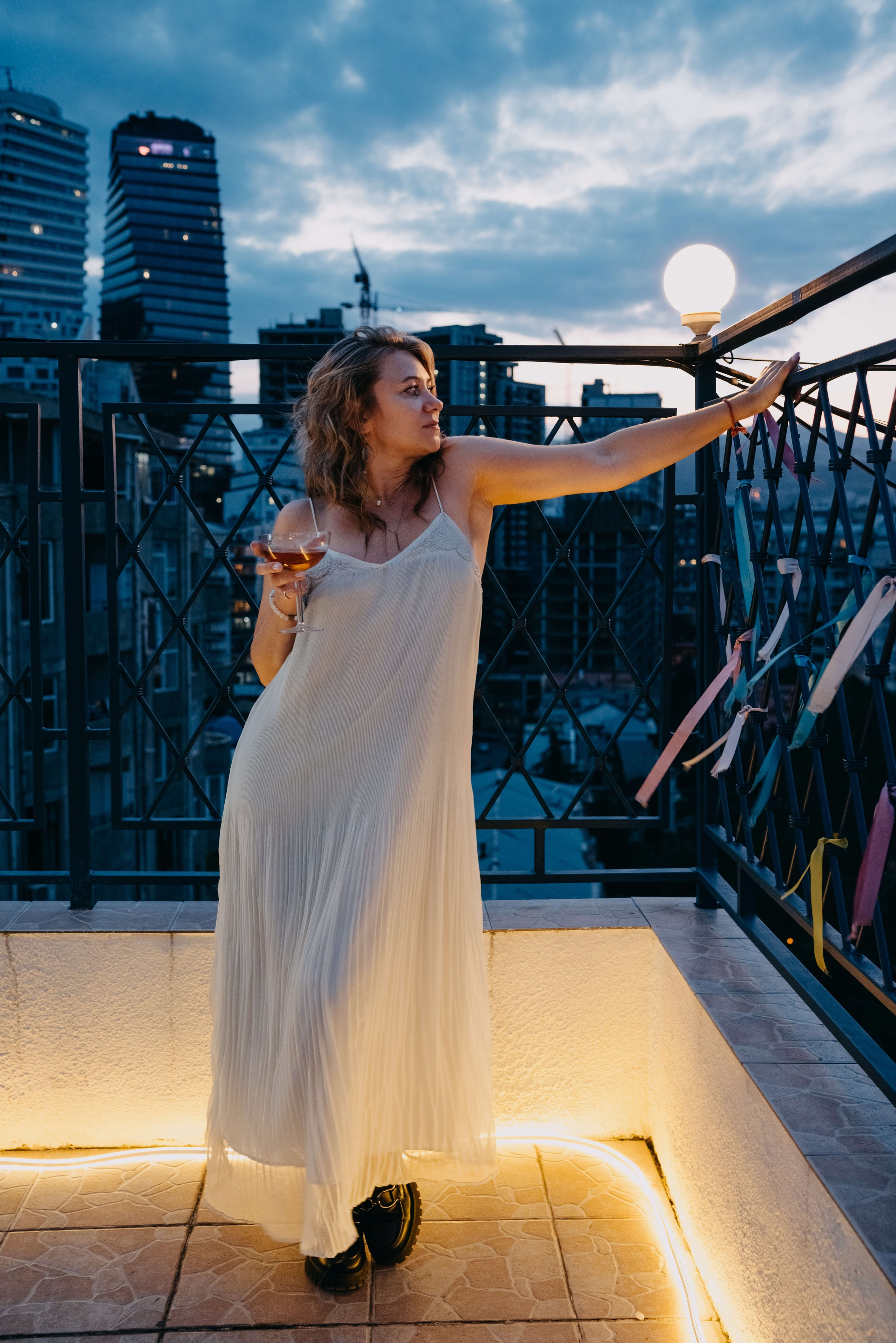 Вечеринка на крыше. Портретный и свадебный фотограф в Тбилиси • xeniqo