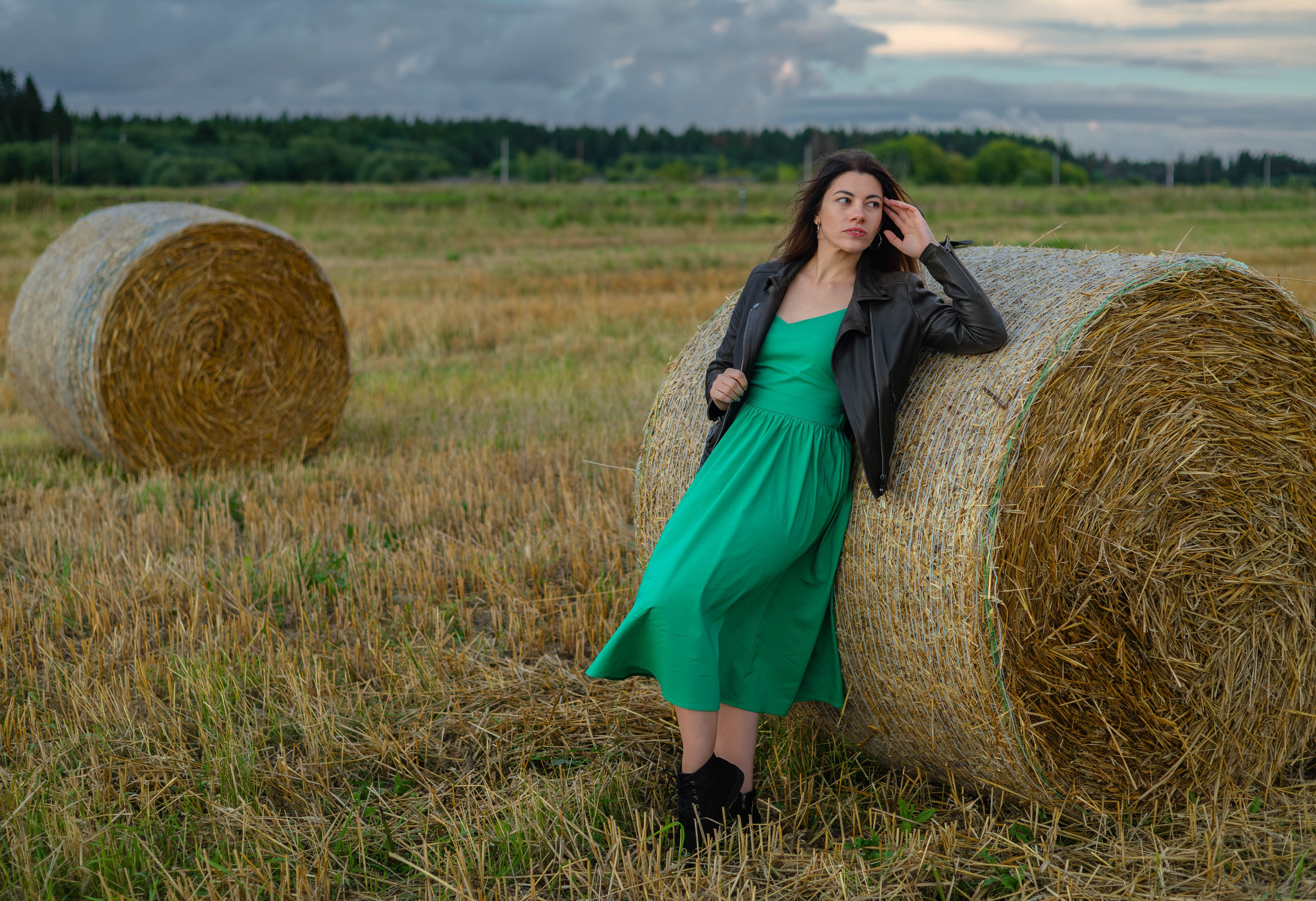 Анастасия. Закат в поле. Портретный фотограф Панферова Регина г. Санкт-Петербург, г. Казань