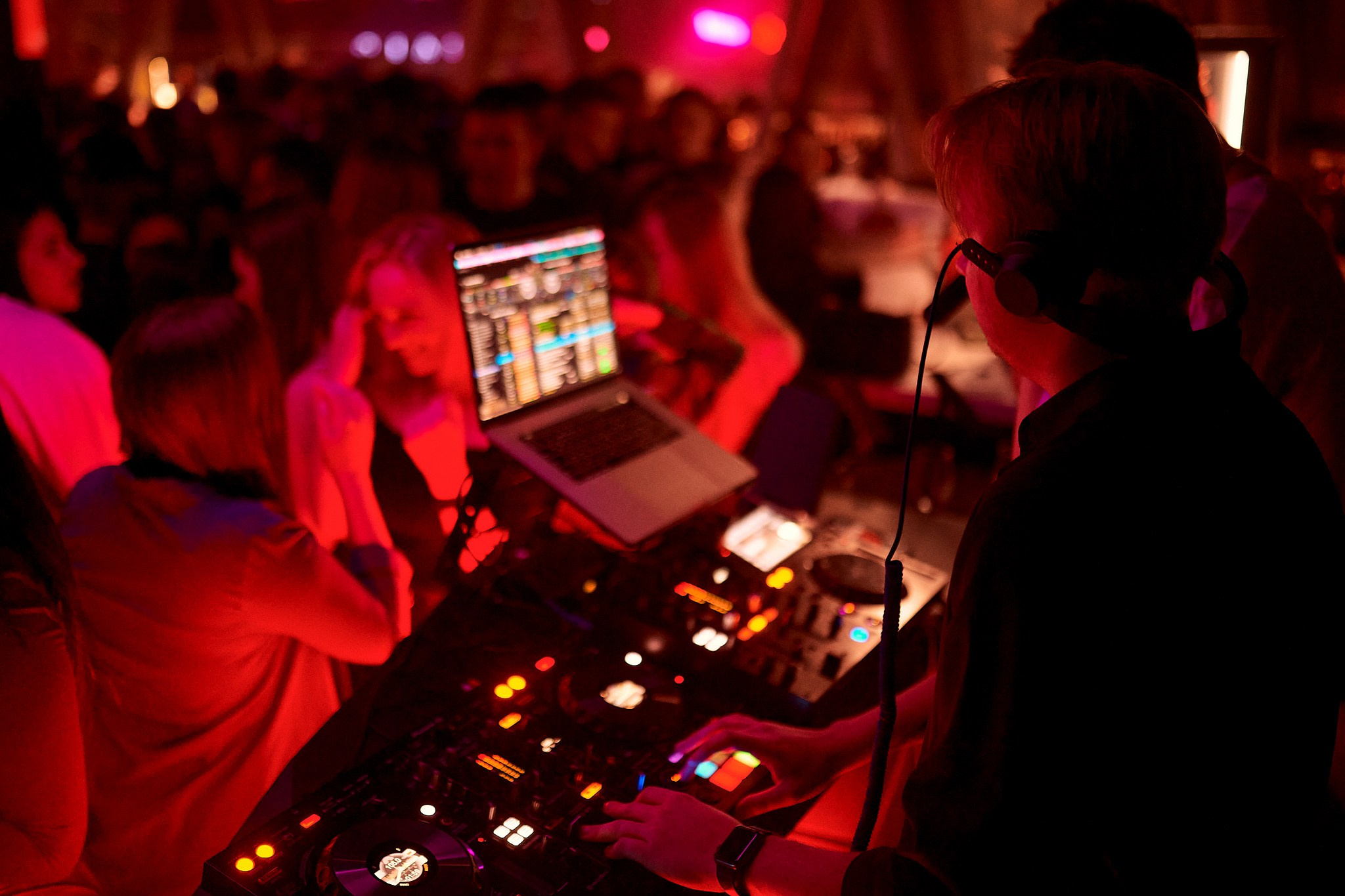 Клубная съёмка. Geometria