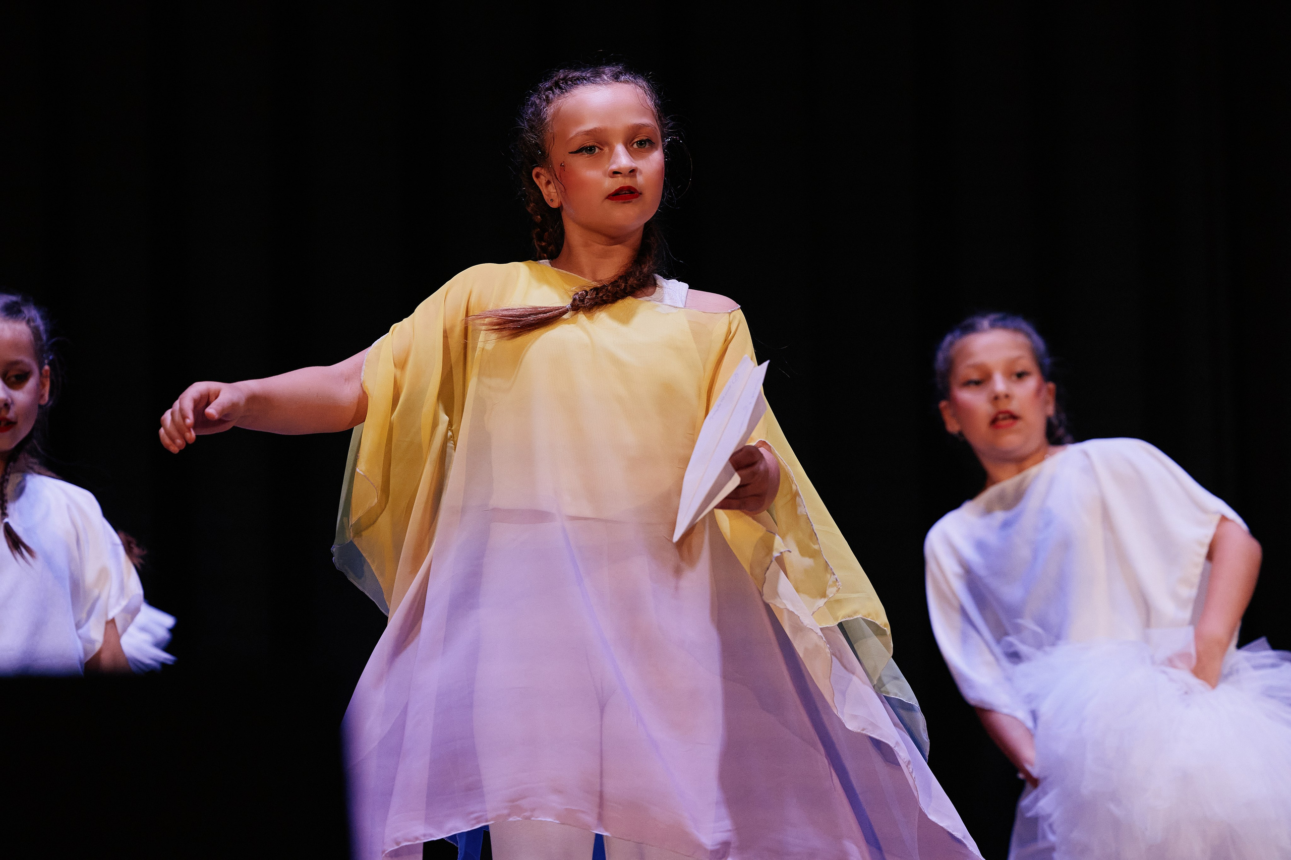 Концерт танцевальной студии Фиеста 08.06. Свадебный репортажный фотограф краснодар максим дремов дрёмов фотосессия студия цена