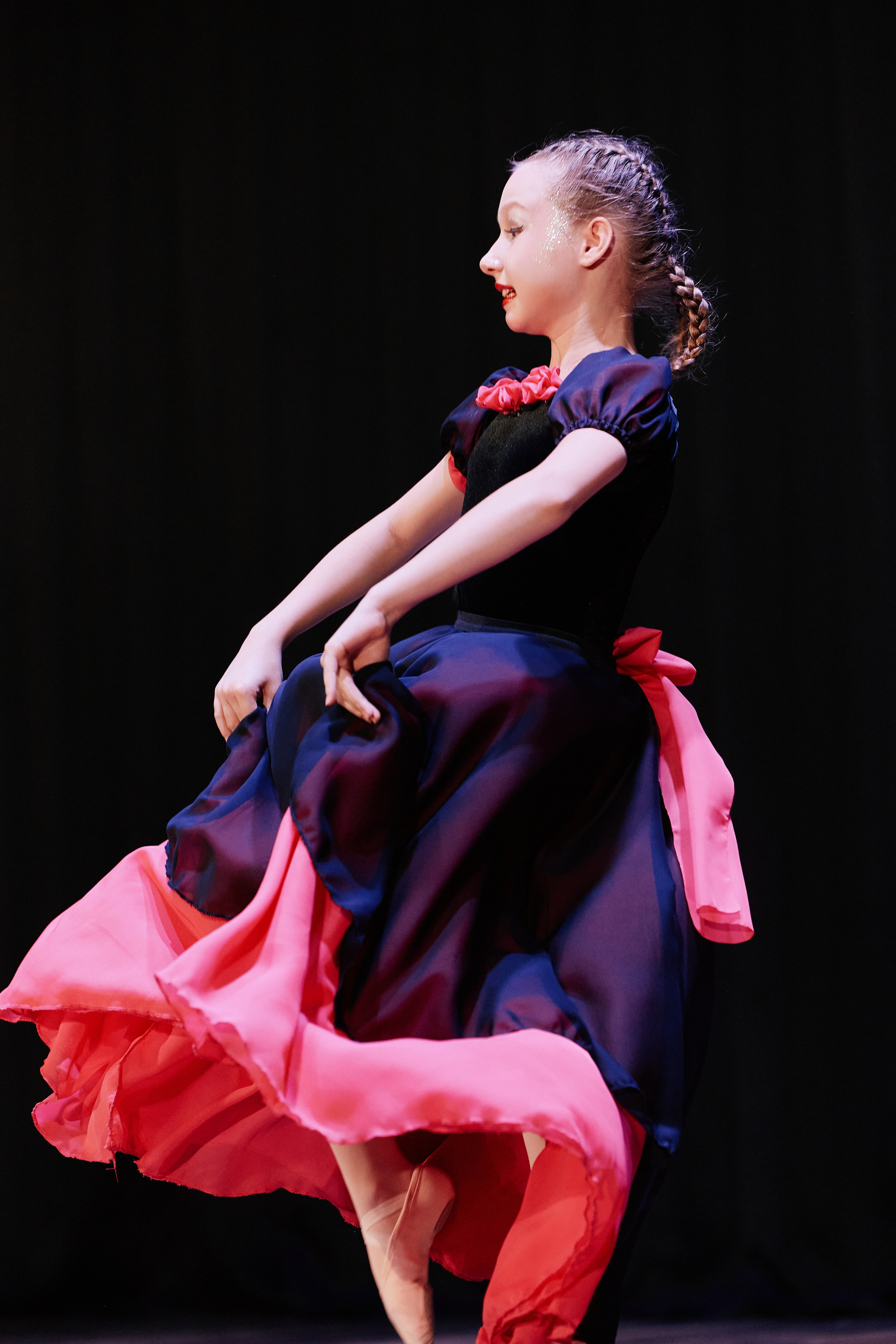 Концерт танцевальной студии Фиеста 08.06. Свадебный репортажный фотограф краснодар максим дремов дрёмов фотосессия студия цена