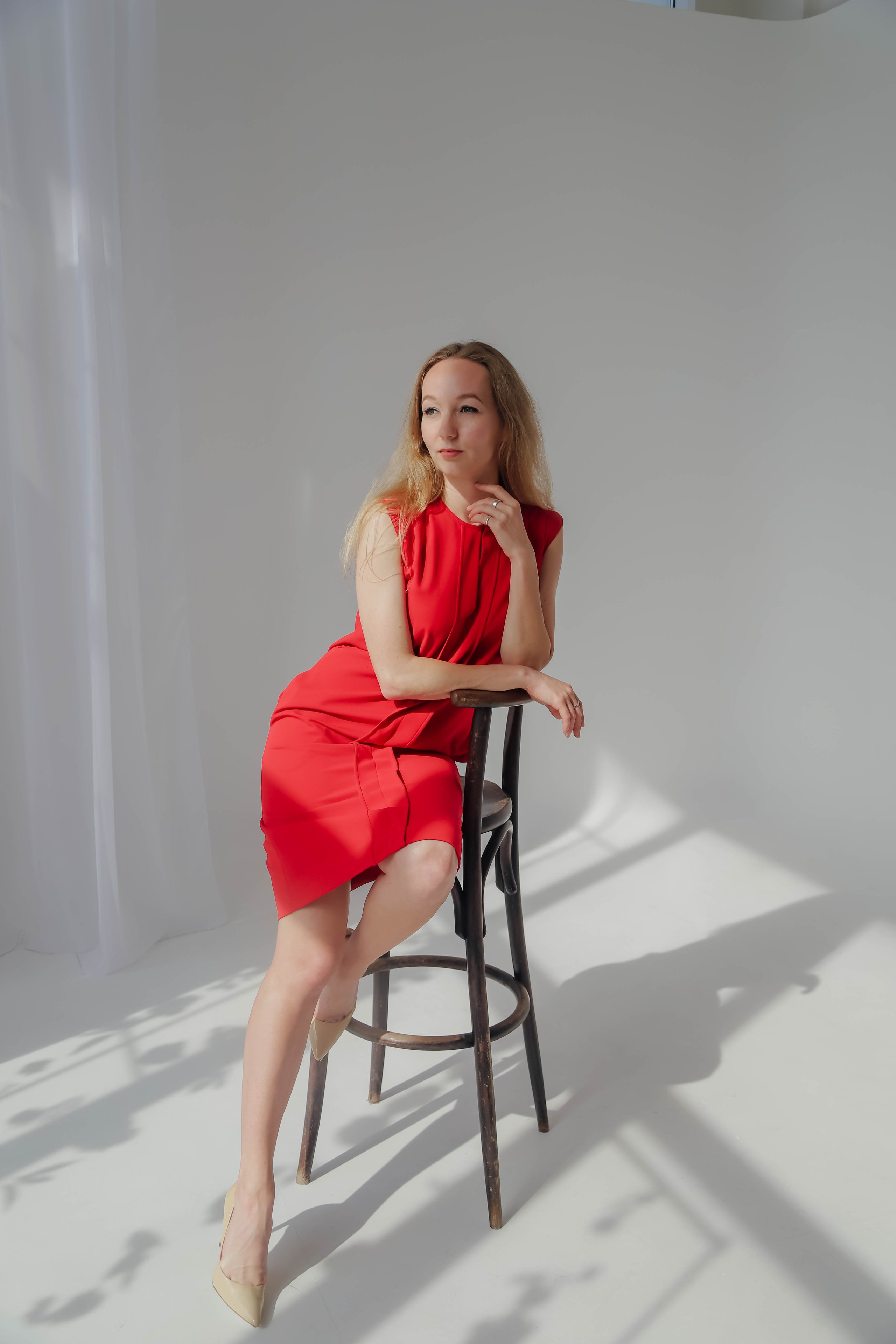 Деловая студийная фотосессия для Алины. Свадебный, семейный, детский фотограф в Сочи Виолетта Александрова