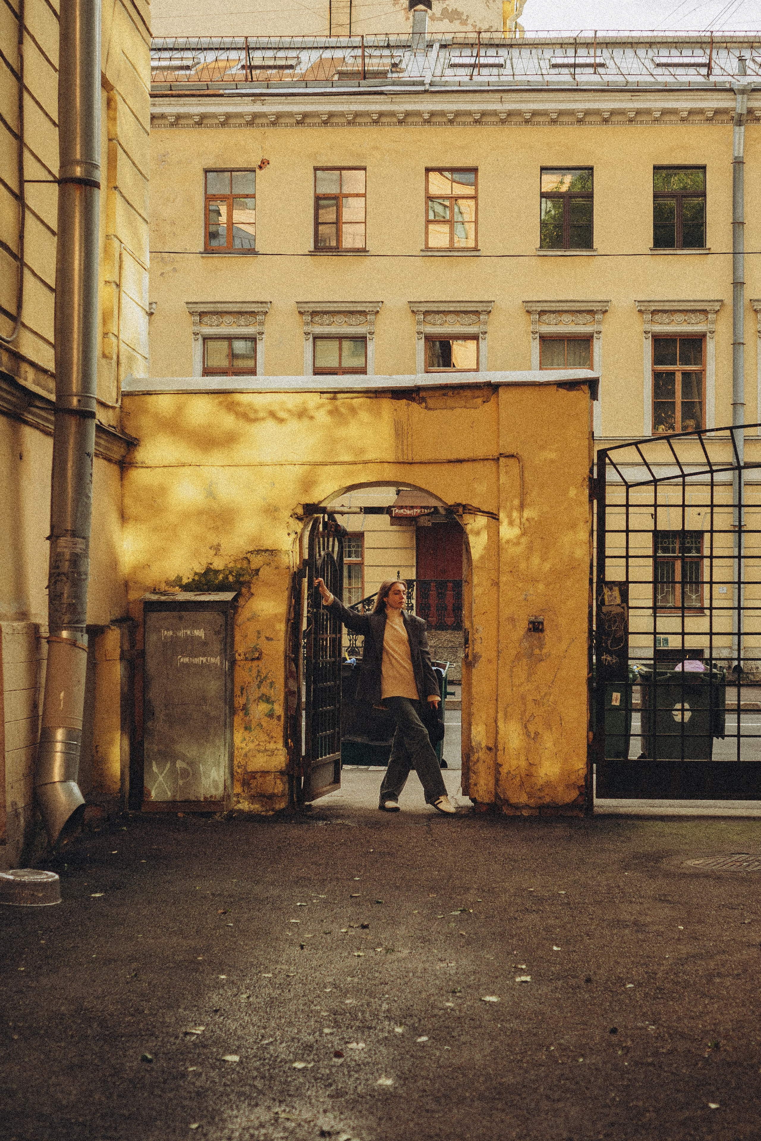 ПРОГУЛКА НА ЧЕРНЫШЕВСКОЙ. Профессиональный фотограф, Санкт-Петербург — Виктория Богомолова