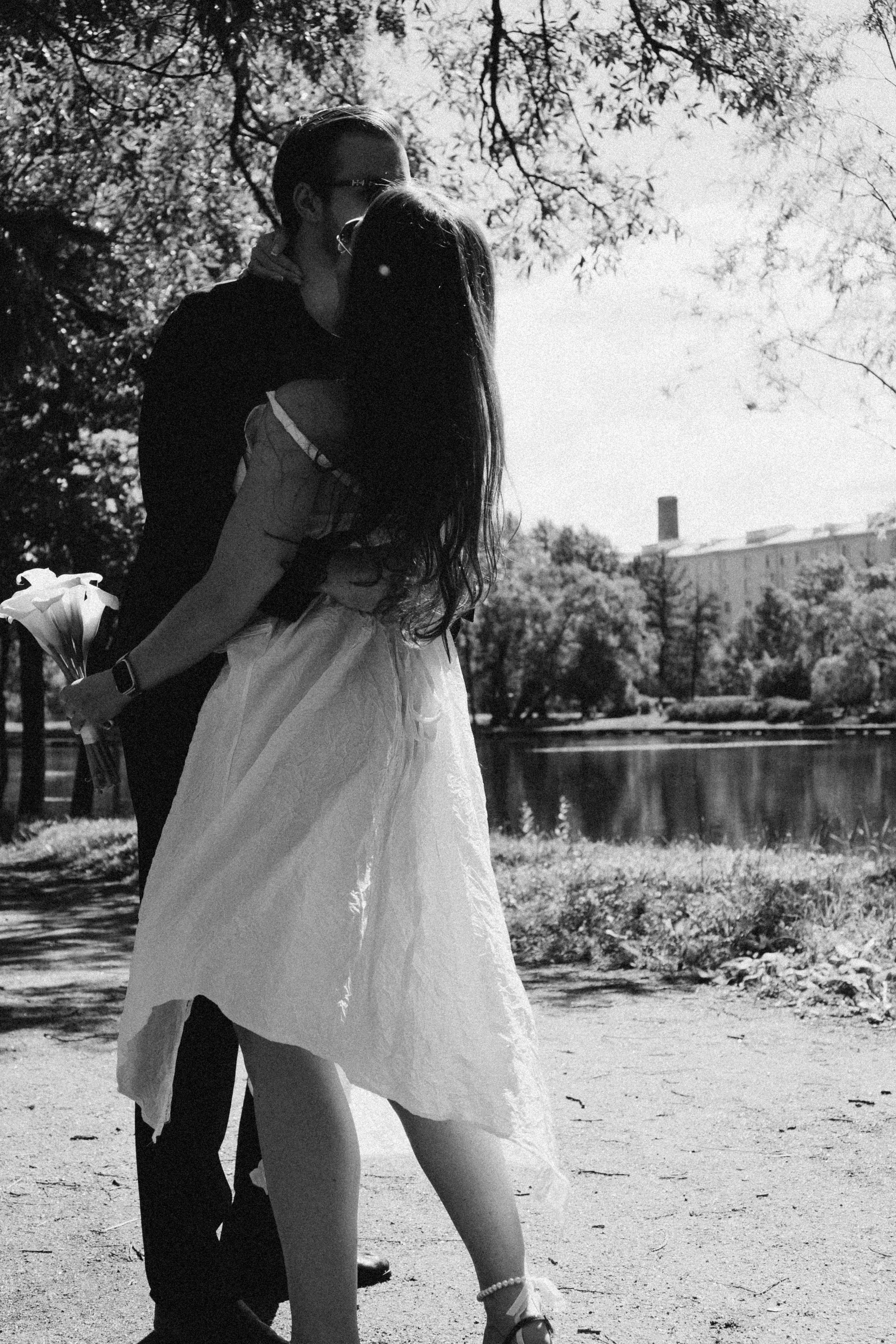 СВАДЕБНАЯ СЬЕМКА В ПАРКЕ ПОБЕДЫ И ПРОГУЛКА ПО МОСКОВСКОМУ ПРОСПЕКТУ. Профессиональный фотограф, Санкт-Петербург — Виктория Богомолова