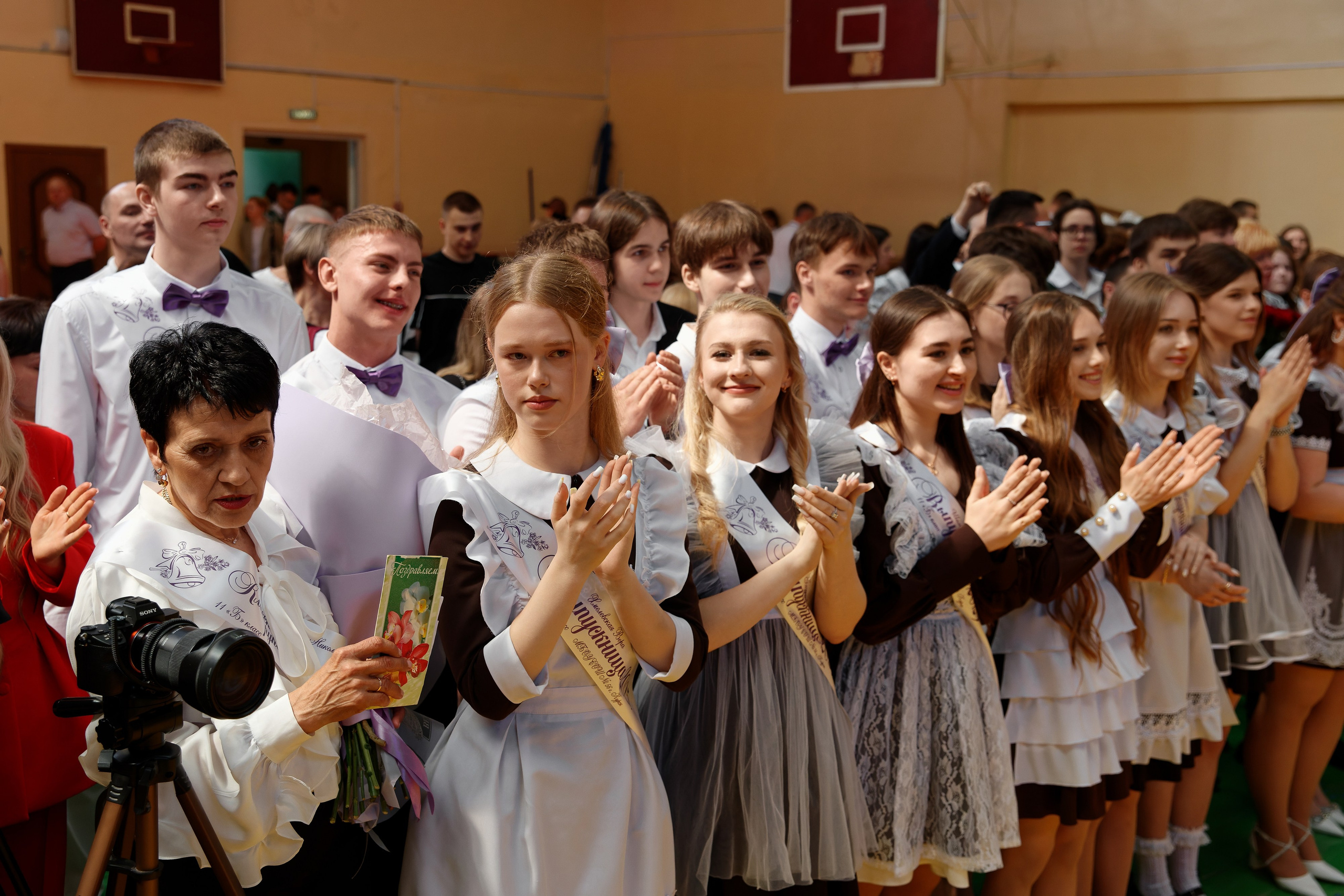 Последний звонок Школа № 42. Семейный фотограф — Макс Белогрудов