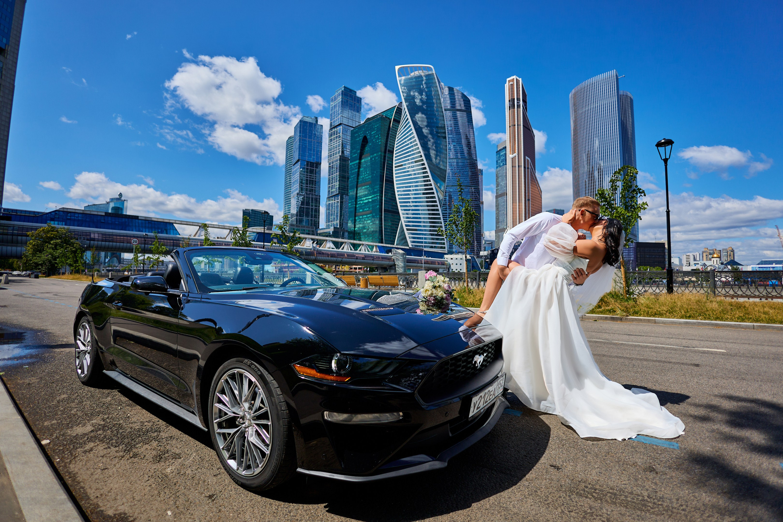 Свадебная фотосессия в Москва-Сити. Свадебный фотограф Сергей Колбинский