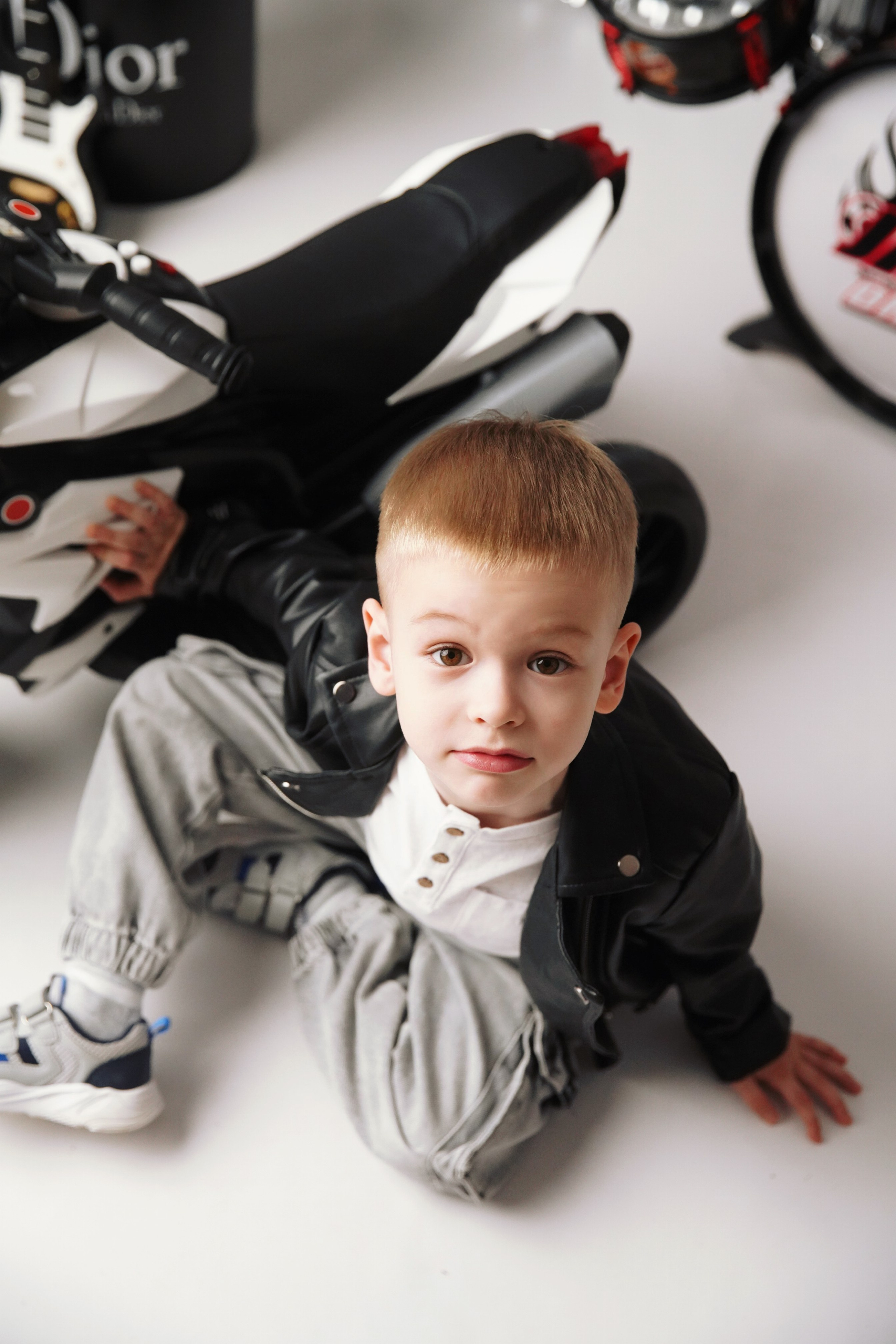 Байкер. Фотограф новорожденных. Семейный и детский фотограф в городе Сургуте