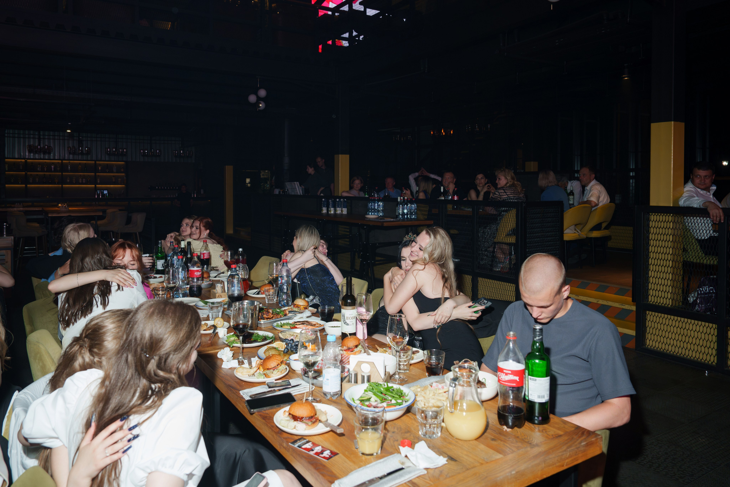 Выпускной лицея 27 (вечеринка). Свадебный и репортажный фотограф Элина Козырьянова