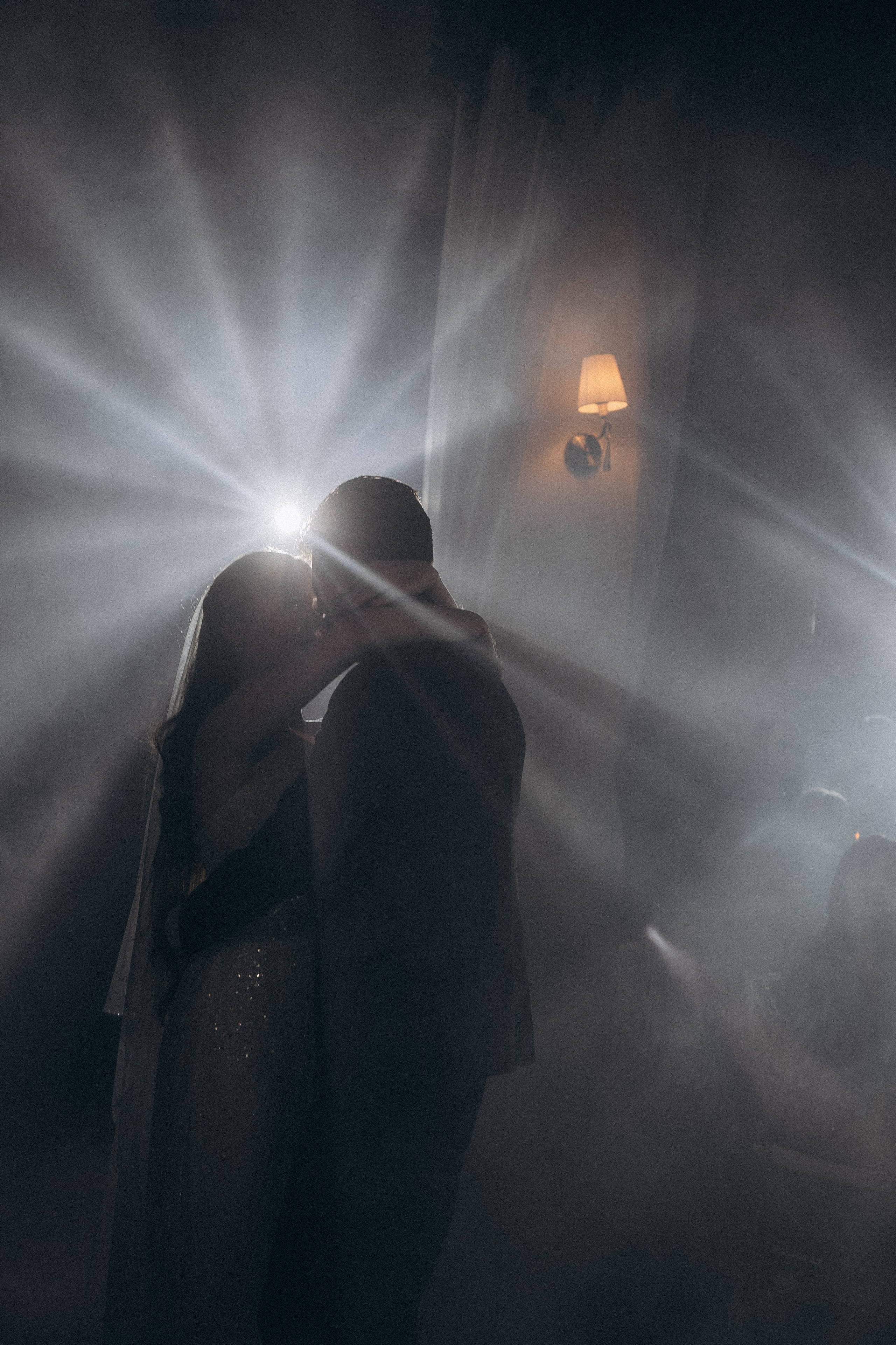 СВАДЕБНАЯ СЬЕМКА СБОРОВ В ОТЕЛЕ И ВЫЕЗД НА ЦЕРЕМОНИЮ (СНЯТО В СИБИРЕ В НИЖНЕВАРТОВСКЕ). Профессиональный фотограф, Санкт-Петербург — Виктория Богомолова