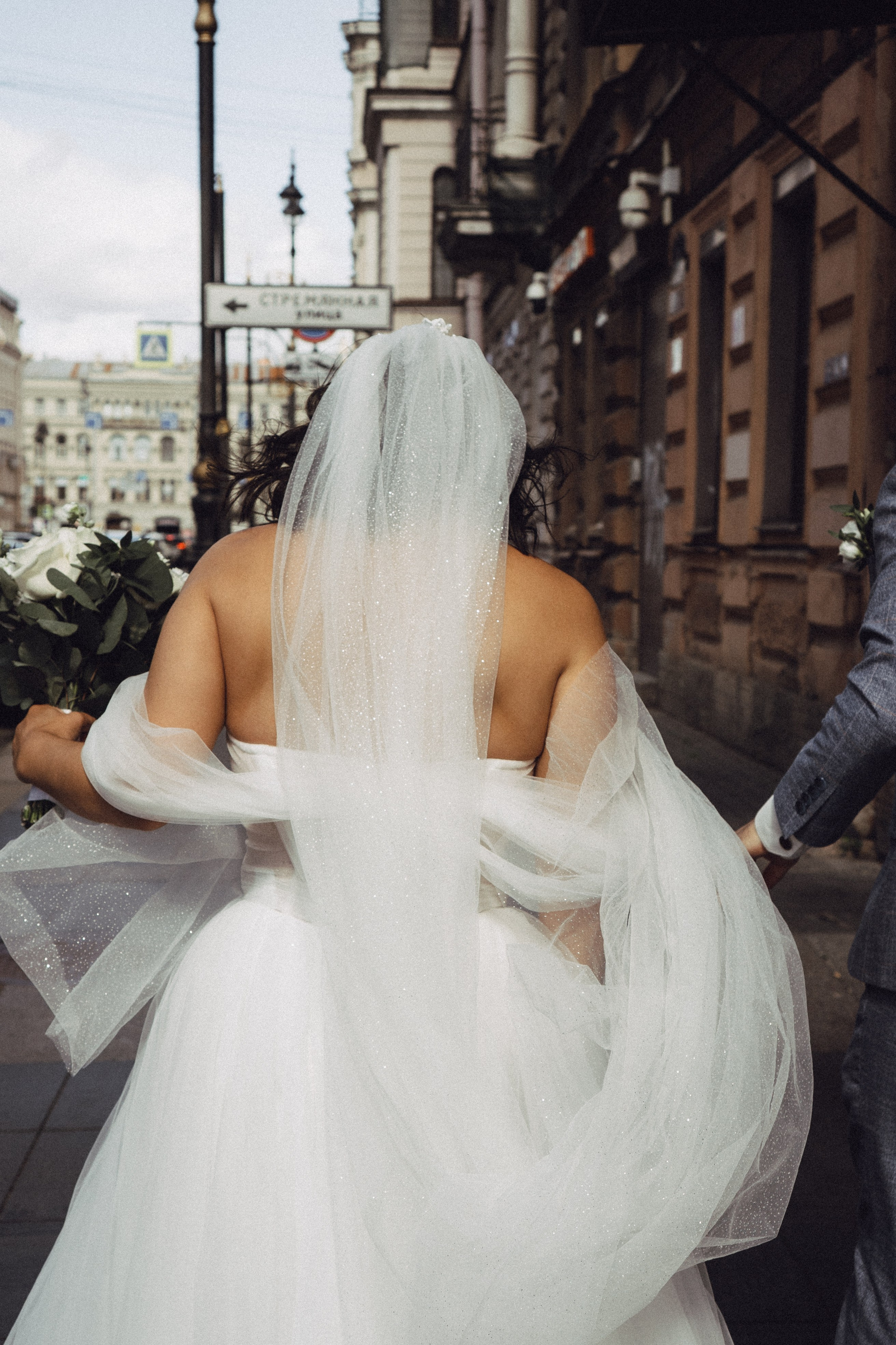 СВАДЕБНАЯ ПРОГУЛКА РЕСТОРАН МЫ ЖЕ НА ТЫ И ФОТОСЕССИИЯ С АВТОМОБИЛЕМ. Профессиональный фотограф, Санкт-Петербург — Виктория Богомолова