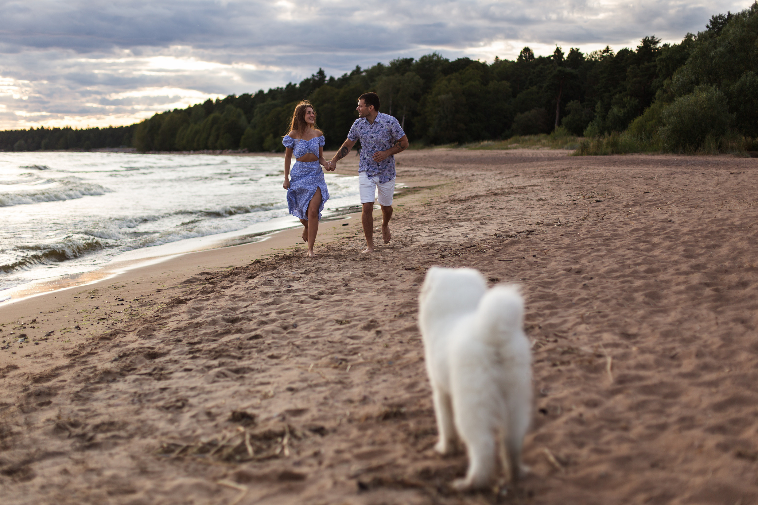 Фотосессия пары на Финском заливе. Свадебный и портретный фотограф в Санкт-Петербурге Надежда Чечулина