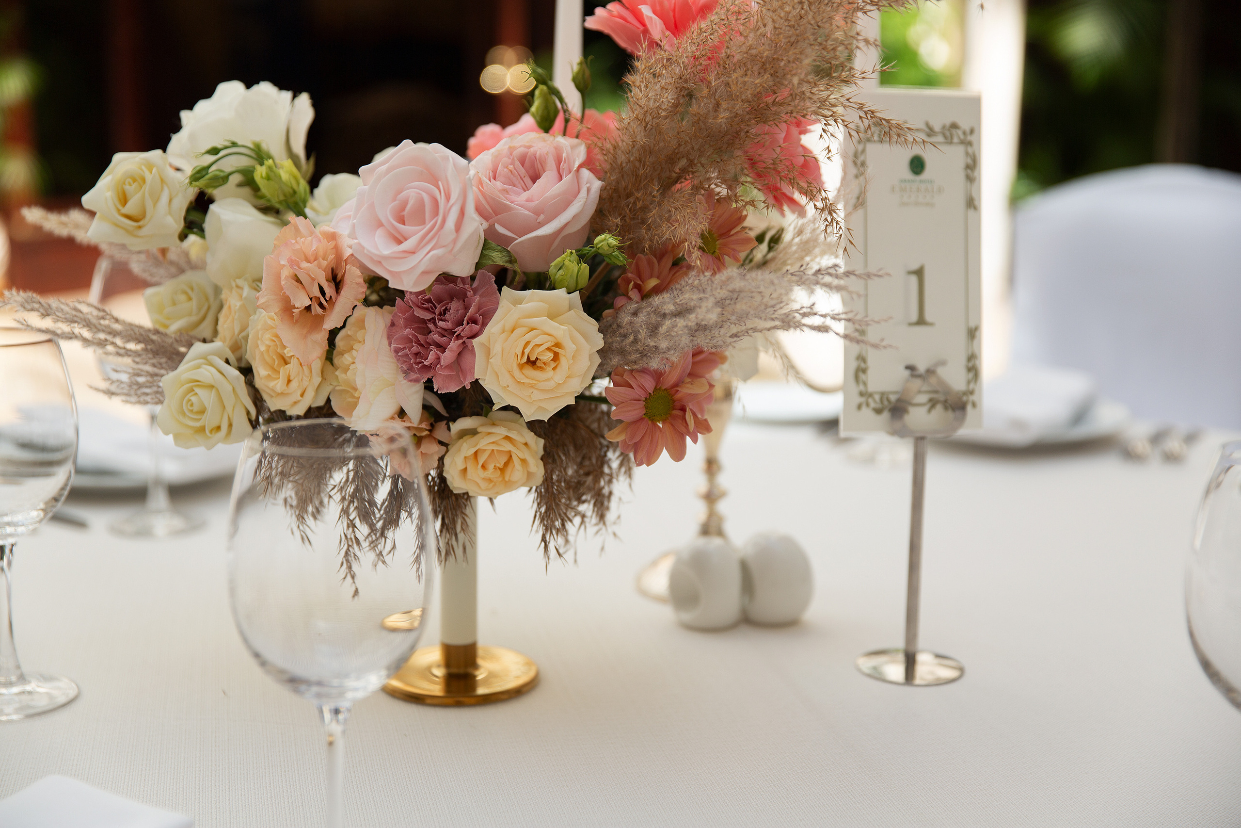 Свадебная фотосессия Кристины и Георгия. Свадебный и портретный фотограф в Санкт-Петербурге Надежда Чечулина