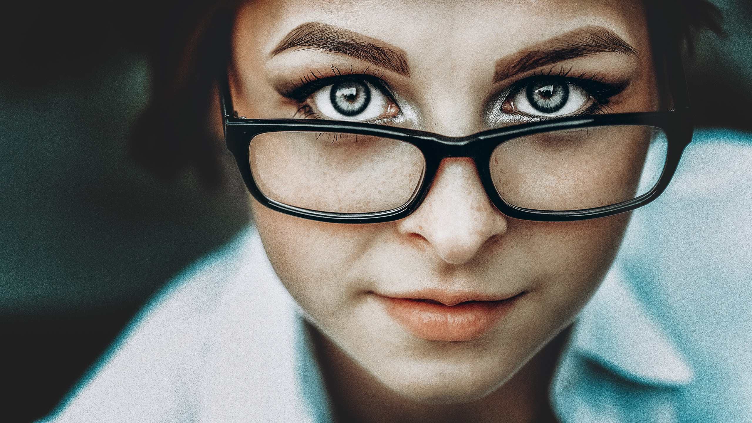 Хедшот. Портретный фотограф в Новосибирске Василий Дан