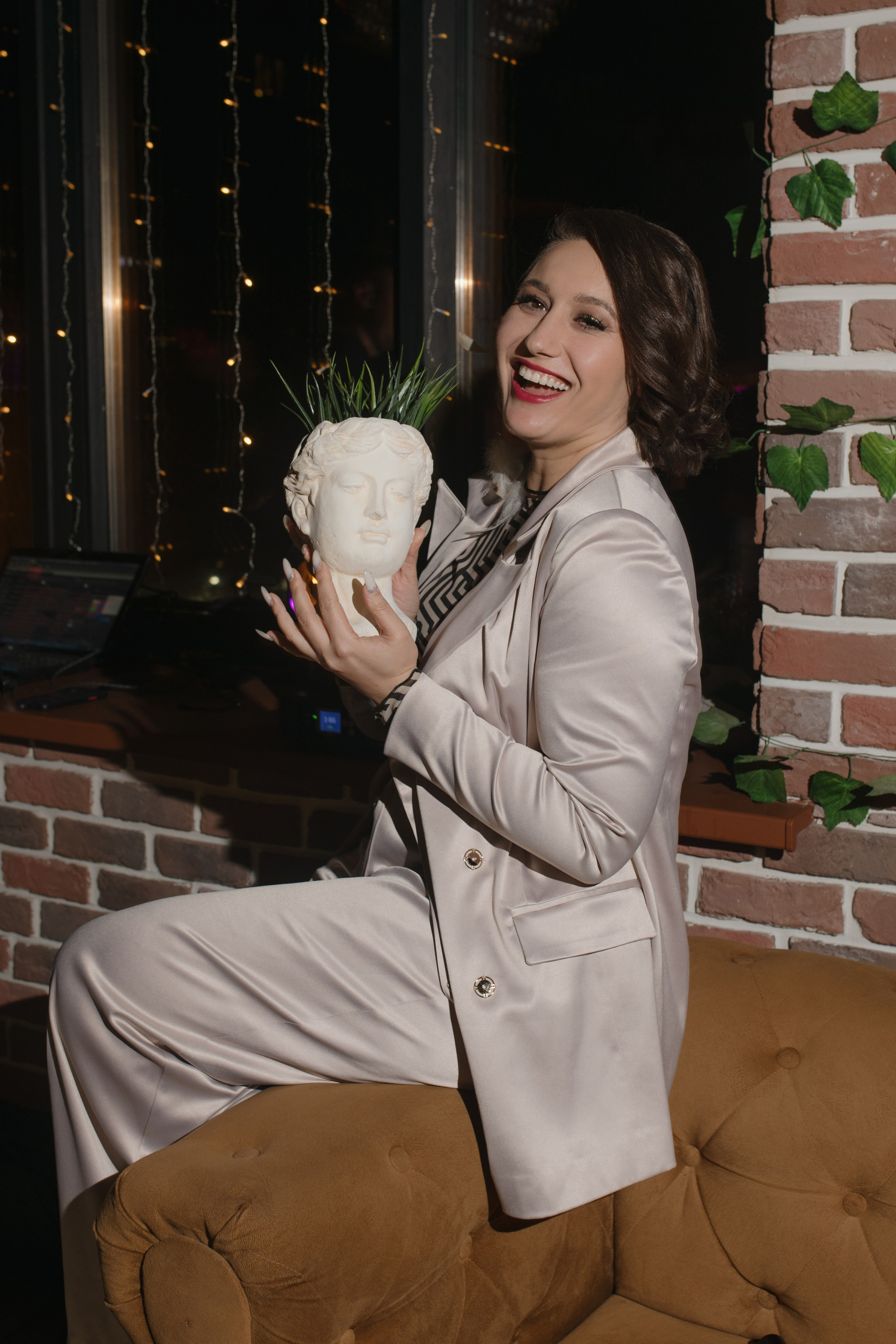 День рождения Томы — Let`s Talk Bar. Свадебный фотограф Екатеринбург/Челябинск — Любовь Волохова