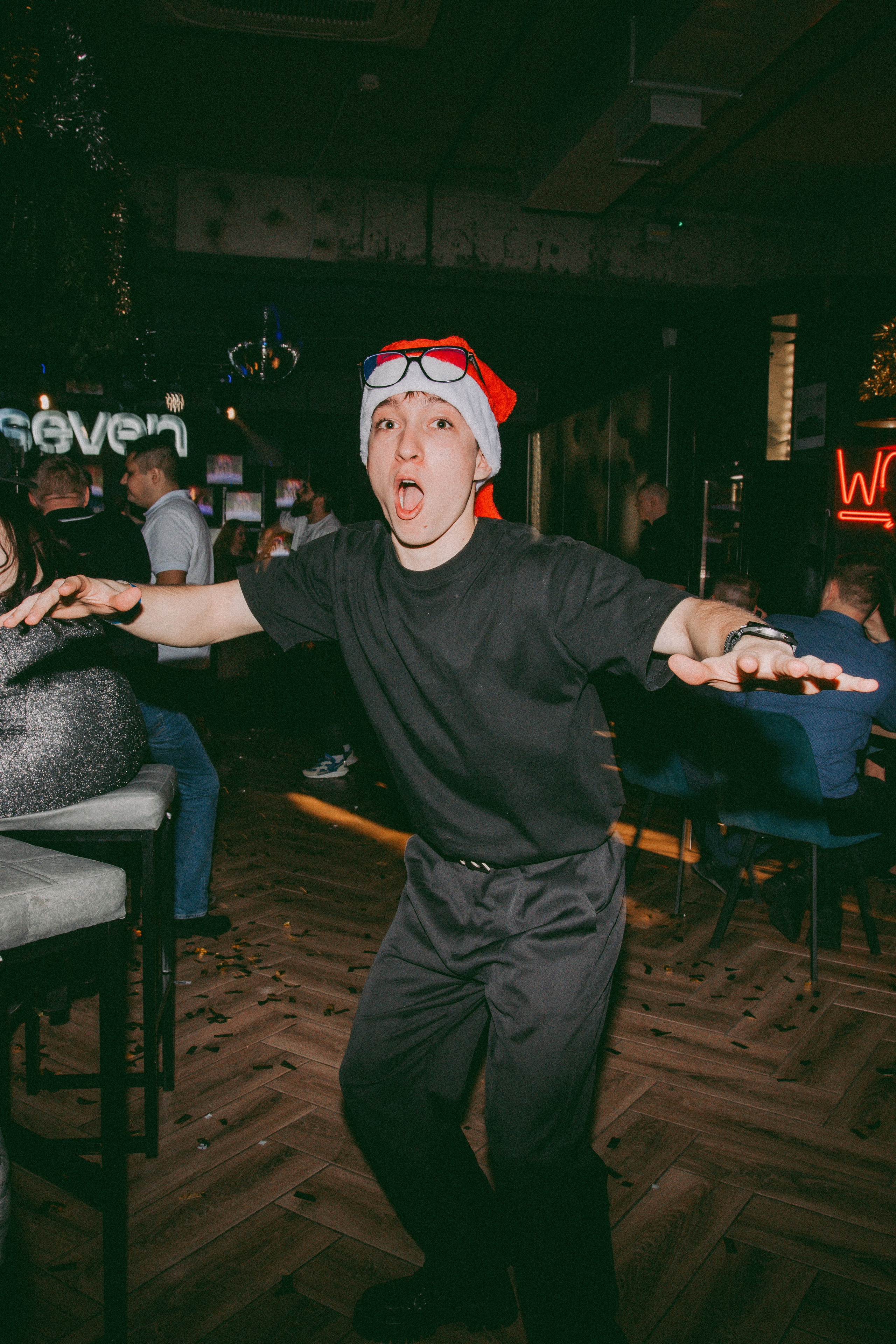 SEVEN bar — New Year