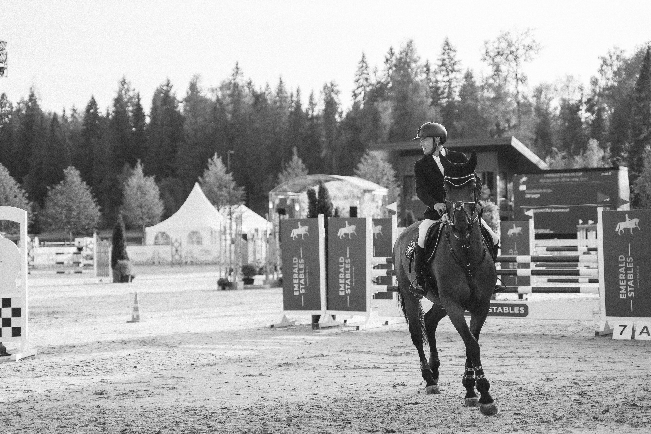Конкур По-Русски в Emerald stables. Свадебный и семейный фотограф в Москве и МО Геннадий Туманцев