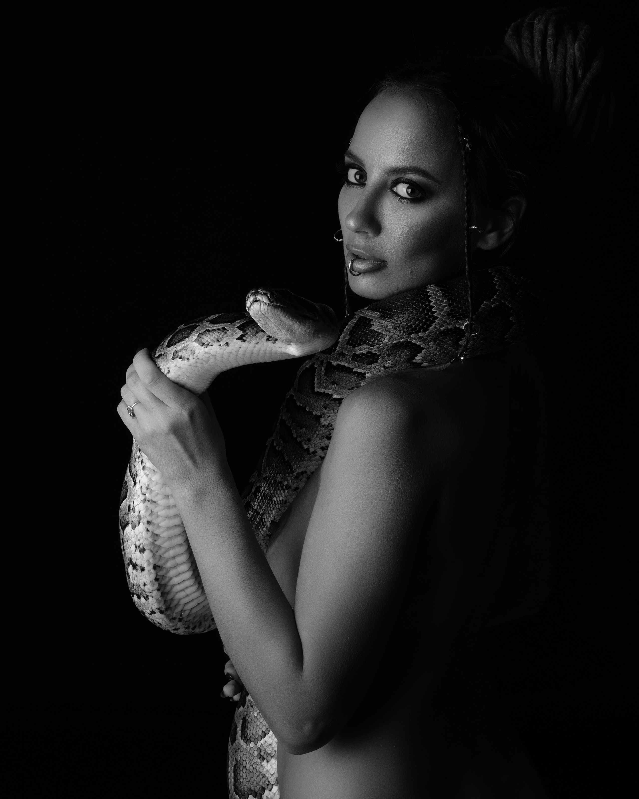 Елена и Горыныч. Фотограф беременности в Екатеринбурге Илона Филатьева