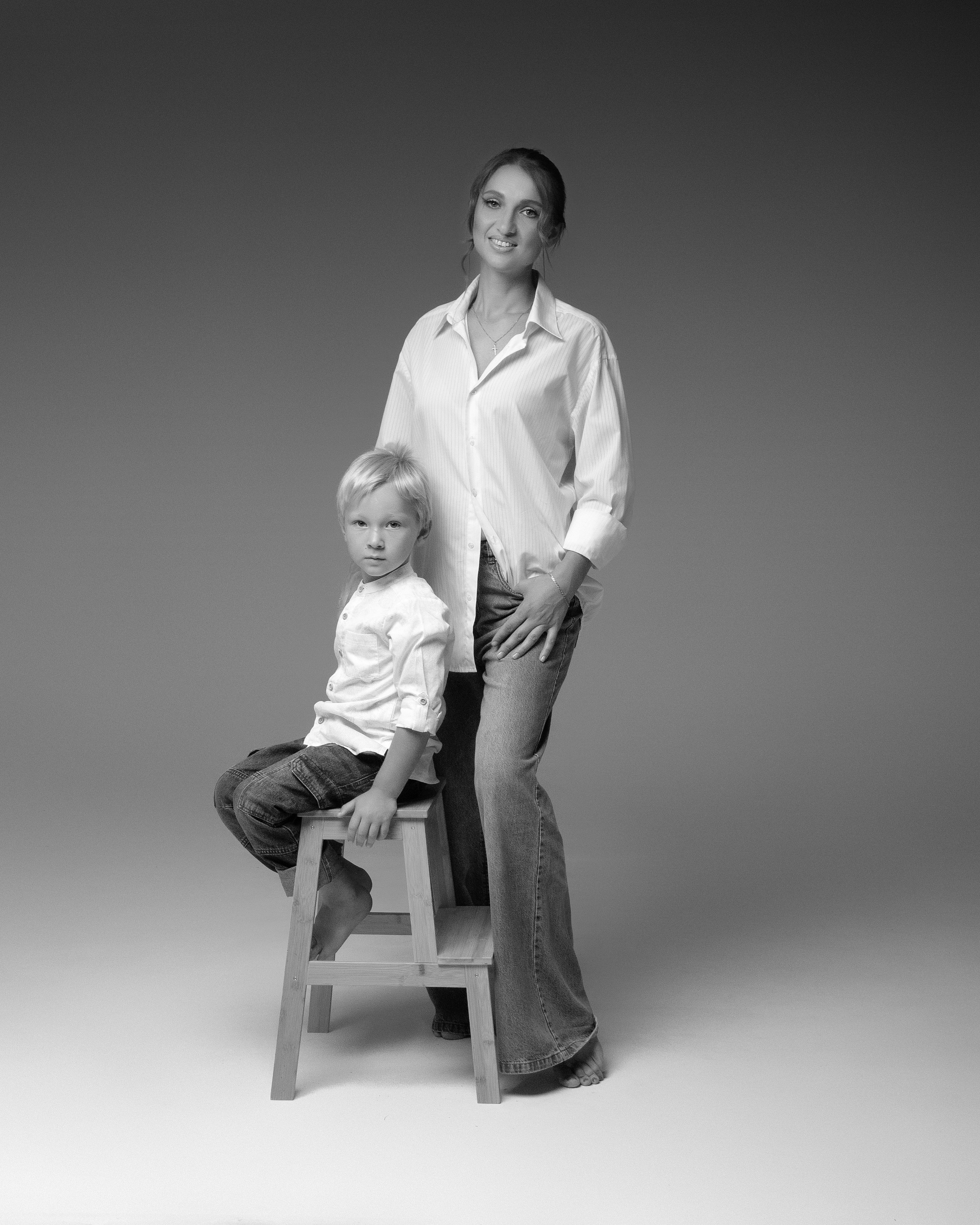 Алёна с семьёй. Фотограф беременности в Екатеринбурге Илона Филатьева