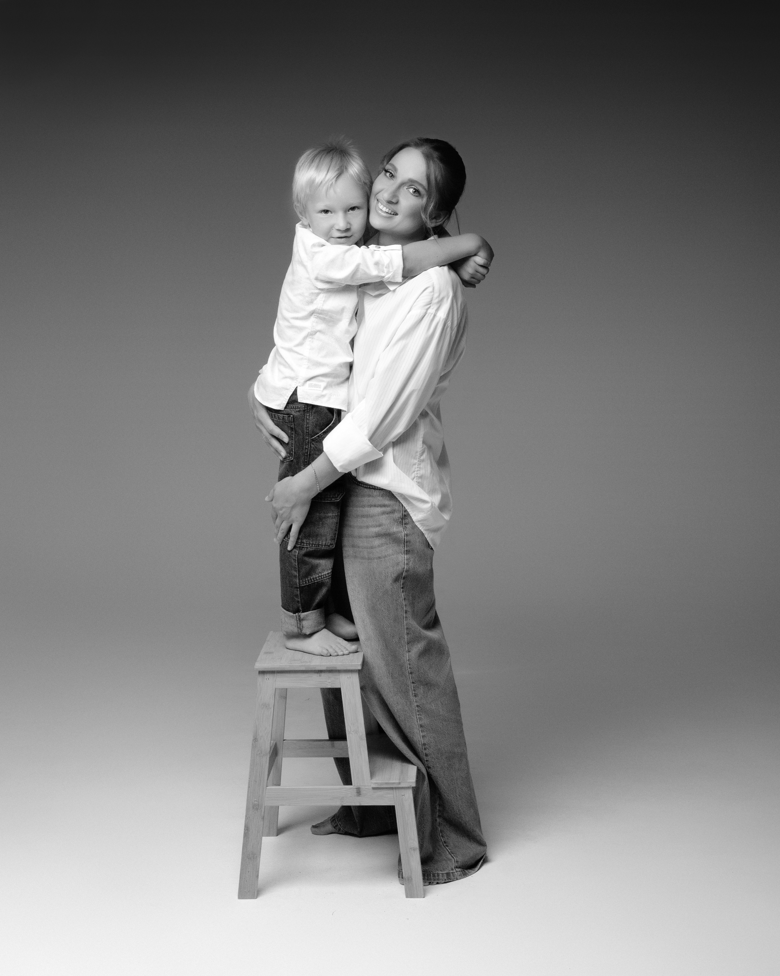 Алёна с семьёй. Фотограф беременности в Екатеринбурге Илона Филатьева