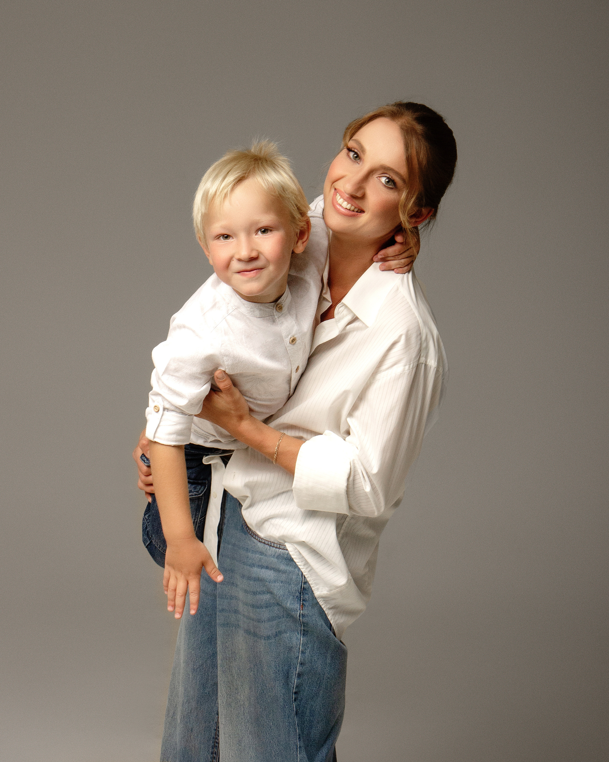 Алёна с семьёй. Фотограф беременности в Екатеринбурге Илона Филатьева