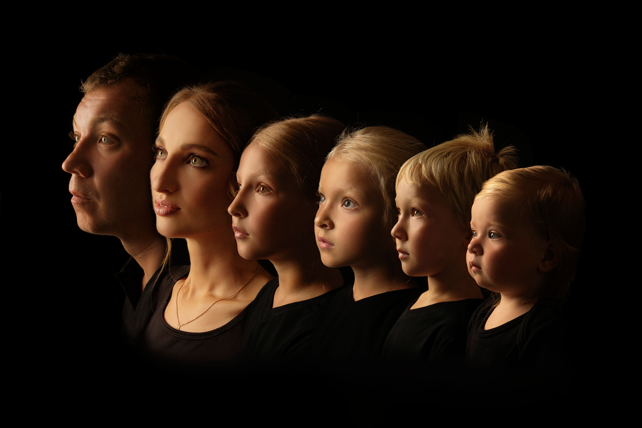 Алёна с семьёй. Фотограф беременности в Екатеринбурге Илона Филатьева