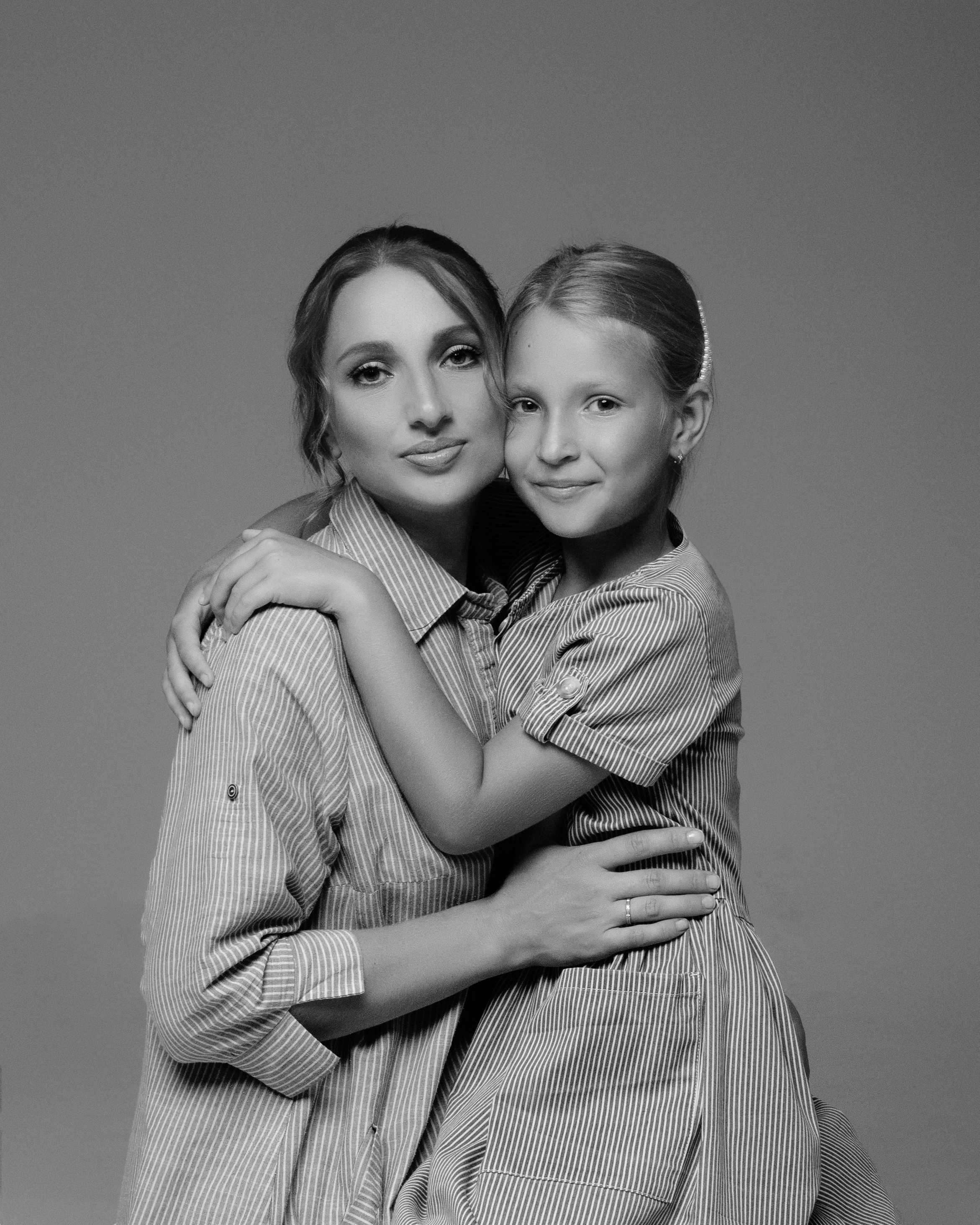 Алёна с семьёй. Фотограф беременности в Екатеринбурге Илона Филатьева