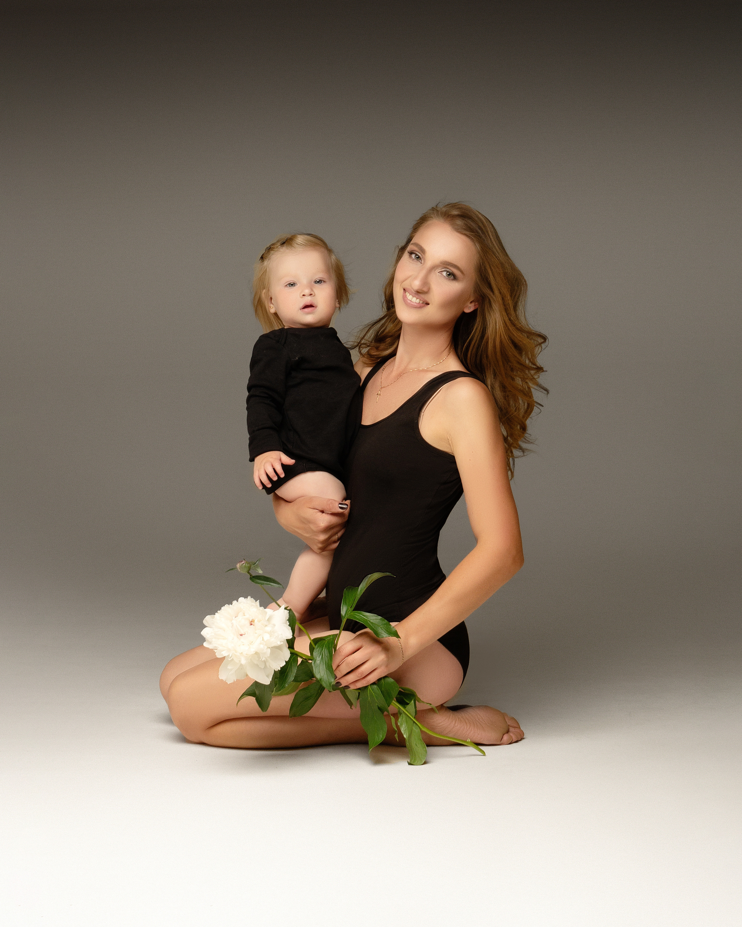 Алёна и Лера. Фотограф беременности в Екатеринбурге Илона Филатьева