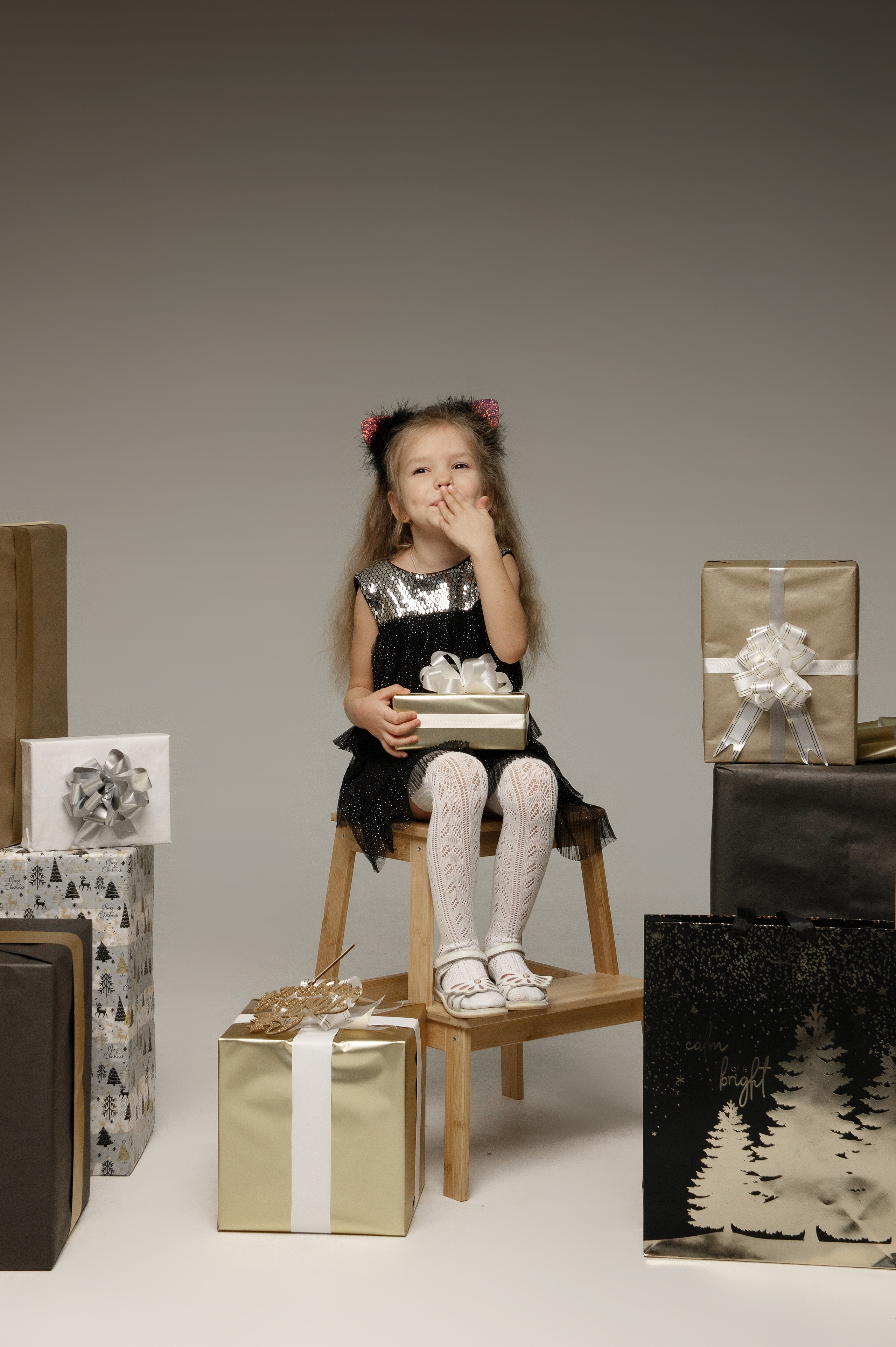 Надежда с девочками. Фотограф беременности в Екатеринбурге Илона Филатьева