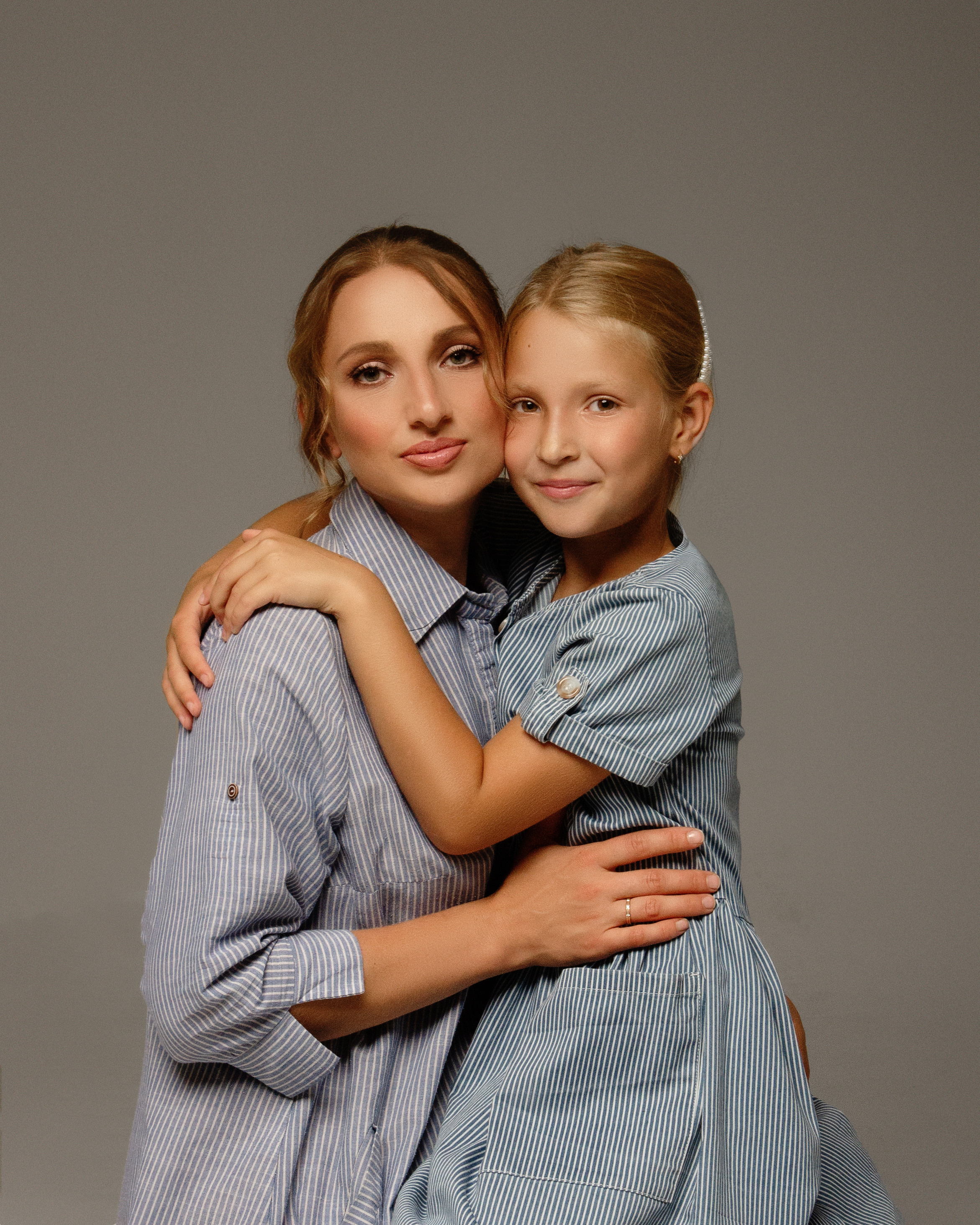 Алёна с семьёй. Фотограф беременности в Екатеринбурге Илона Филатьева