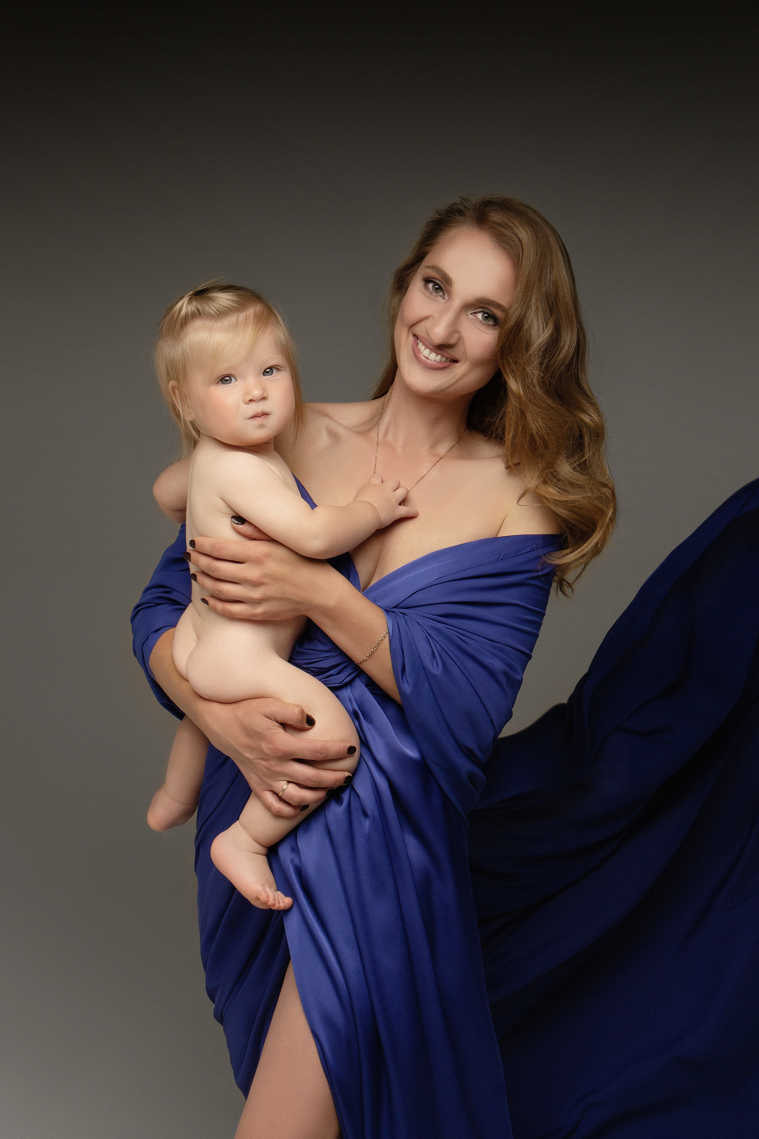 Алёна и Лера. Фотограф беременности в Екатеринбурге Илона Филатьева