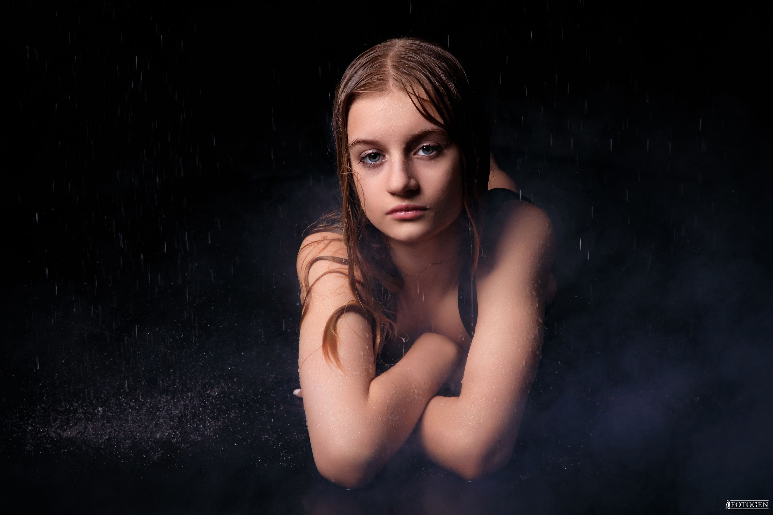 Фотосессия Девочек до 14 лет в Интерьере — Fotogen. Интерьерная фотостудия FOTOGEN г. Краснодар