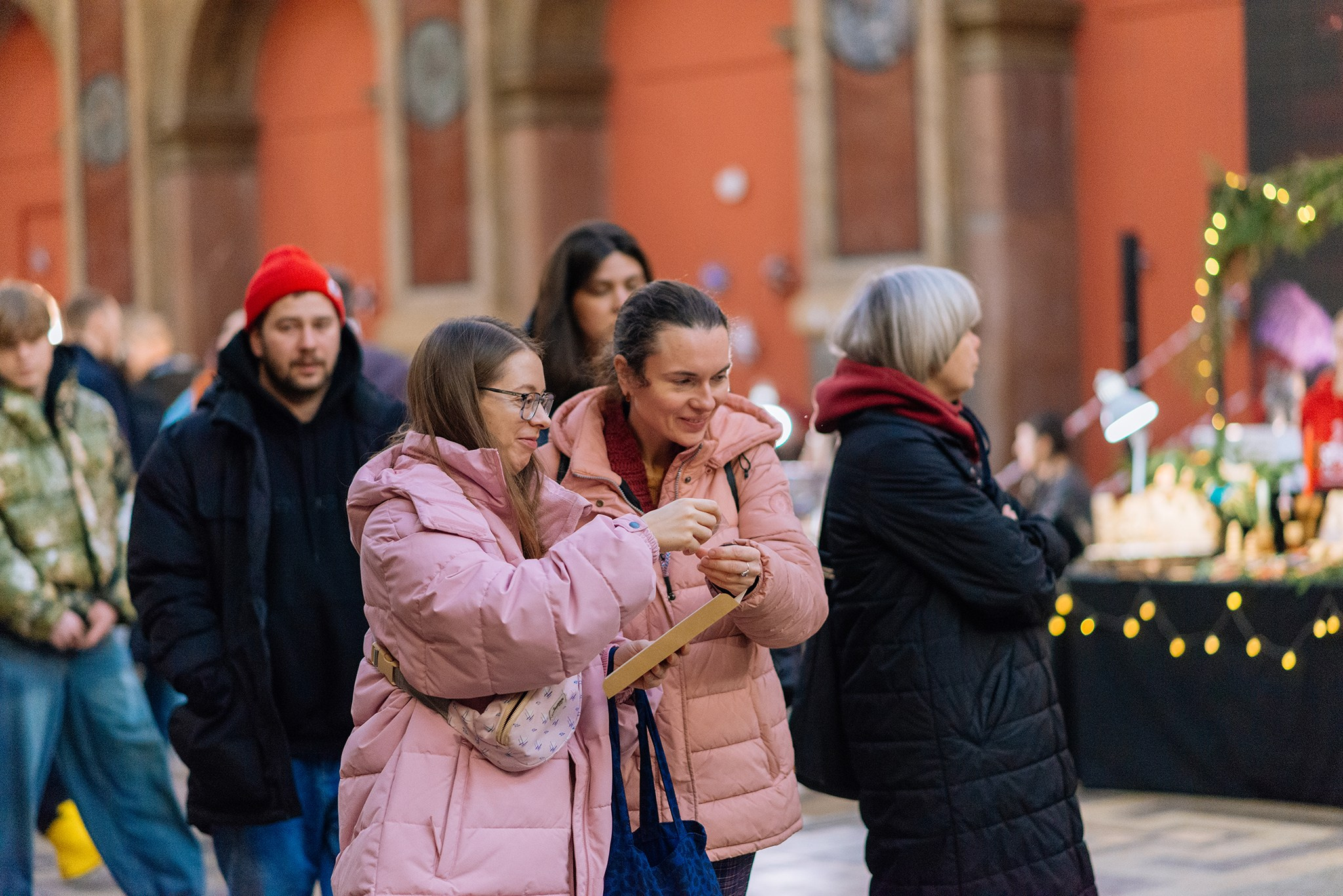 Ёлка. Ярмарка в Академии Штиглица. Декабрь 24. Репортажный фотограф в Санкт-Петербурге Анастасия Клёпова