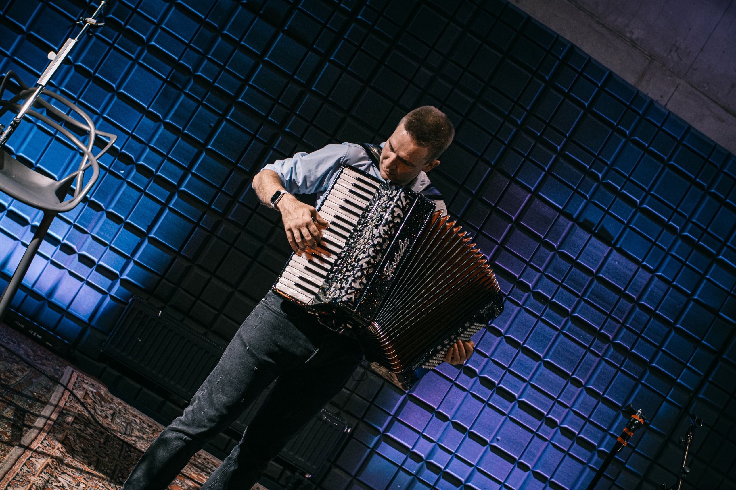 STREET ACCORDION. Концертный репортёр Валерия Сафина