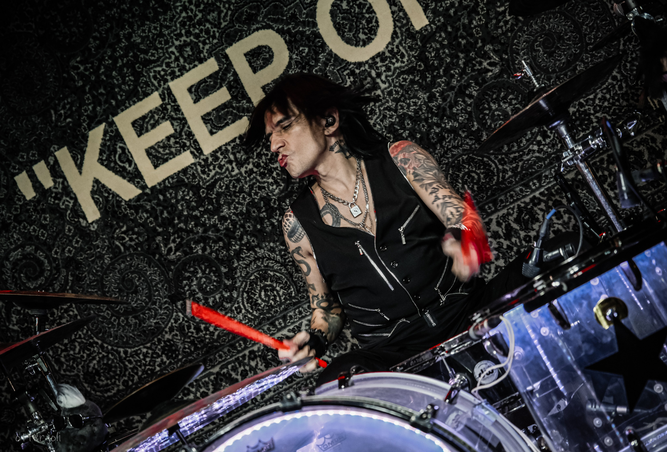 SNAKE 55 | ТехникаБезОпасности. Концертный репортёр Валерия Сафина