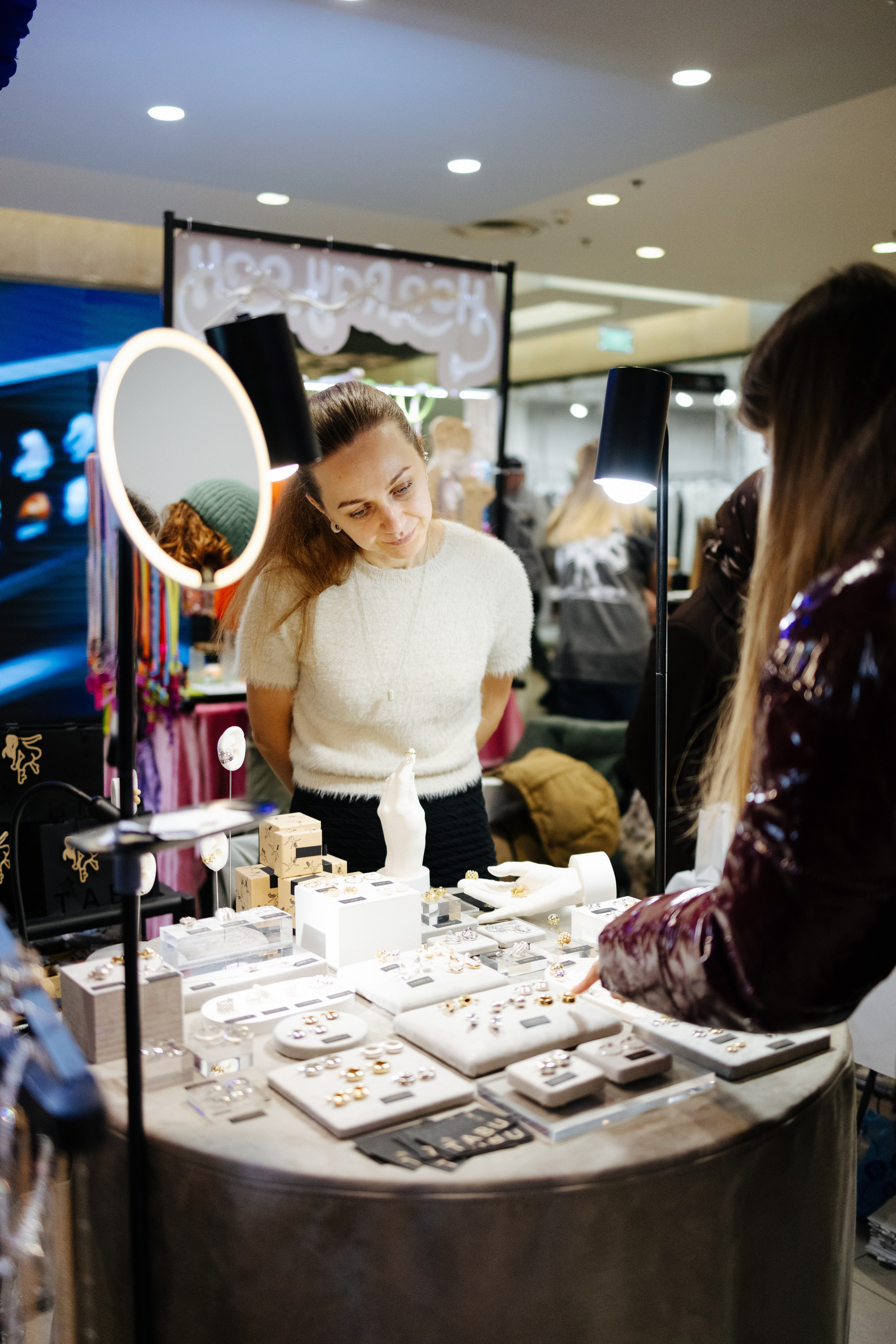 27–28 декабря 2025 Pop-up в Lotte Plaza / фото Валерий Белобеев. Фотоотчеты «Ламбада-маркета»