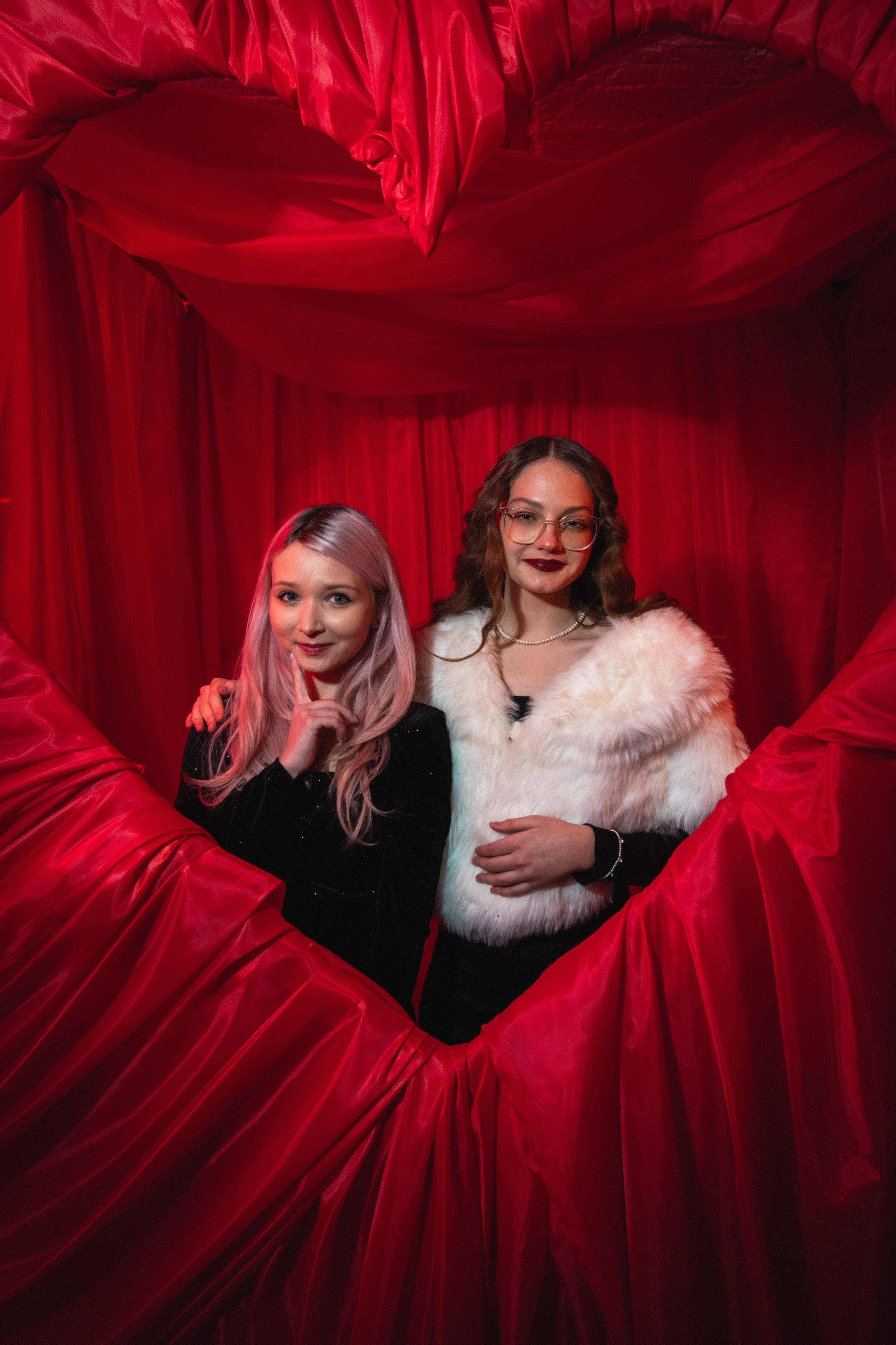 Mystére Rouge '26 | Photo zone. Фотограф в Москве
