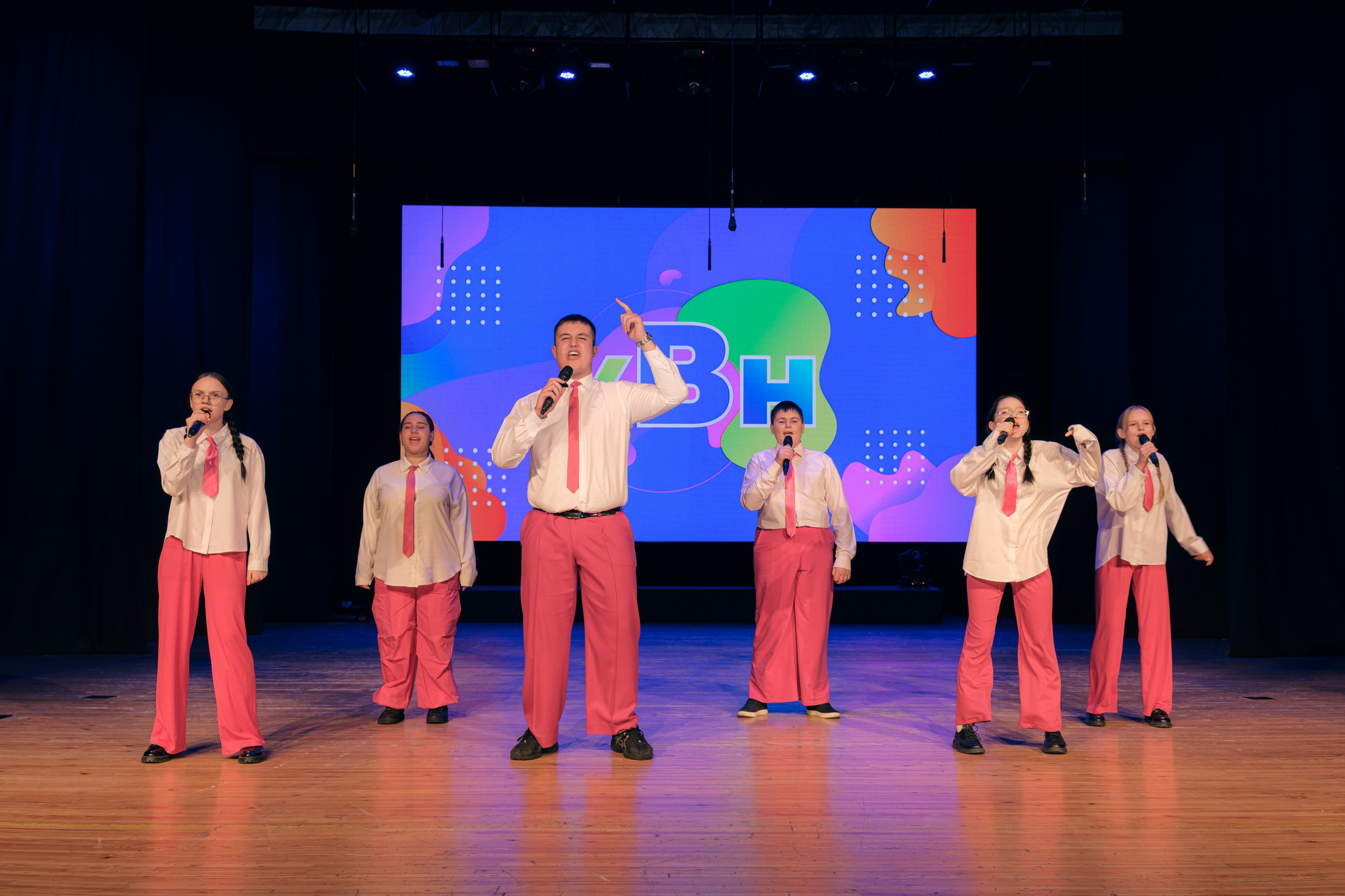 Осенний кубок КВН лиги «Зелёная». Междуреченск. Фотограф — Никита Максимов