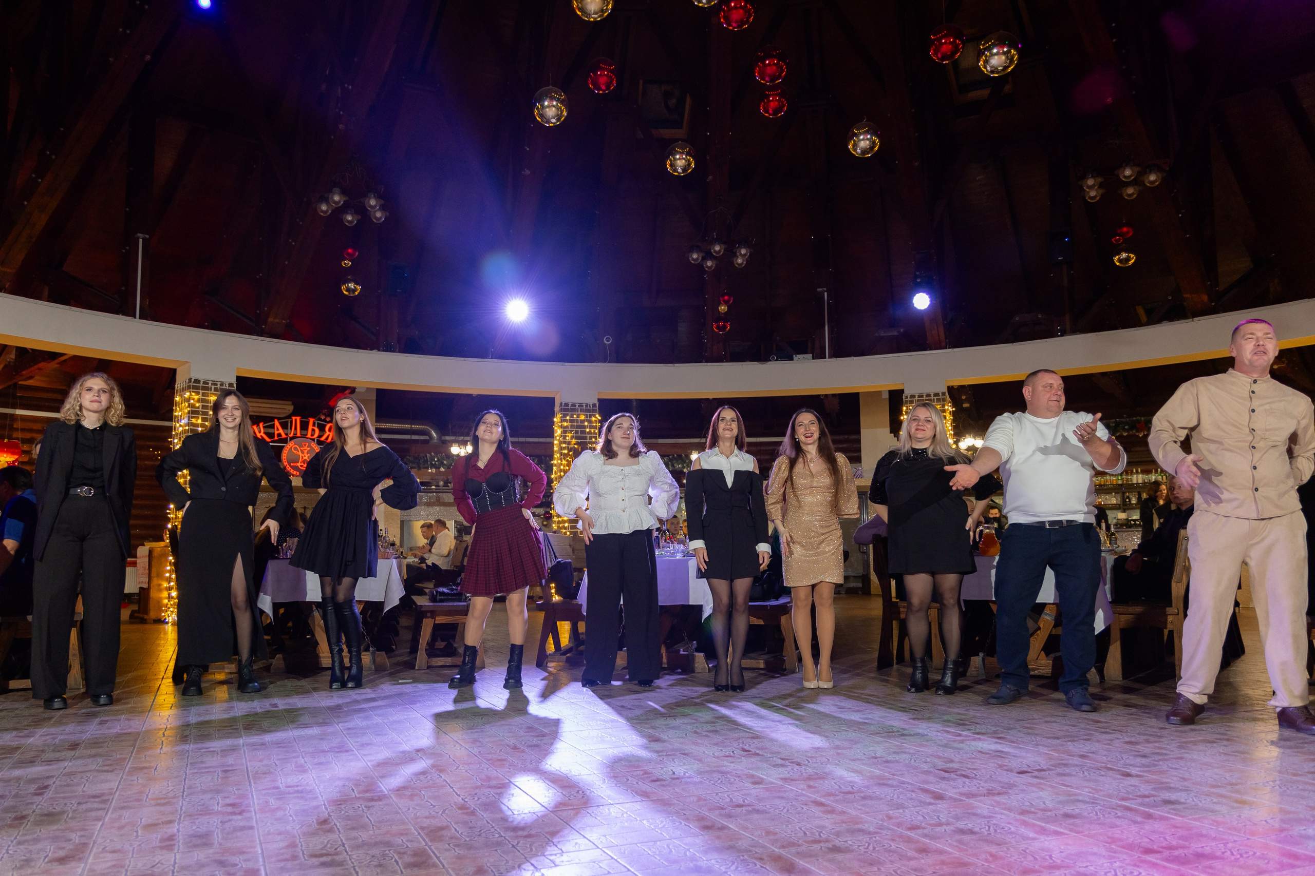 Корпоративная новогодняя съемка для логистической компании ИТА. Свадебный фотограф в Минске/Беларуси Сергей Спиридонов