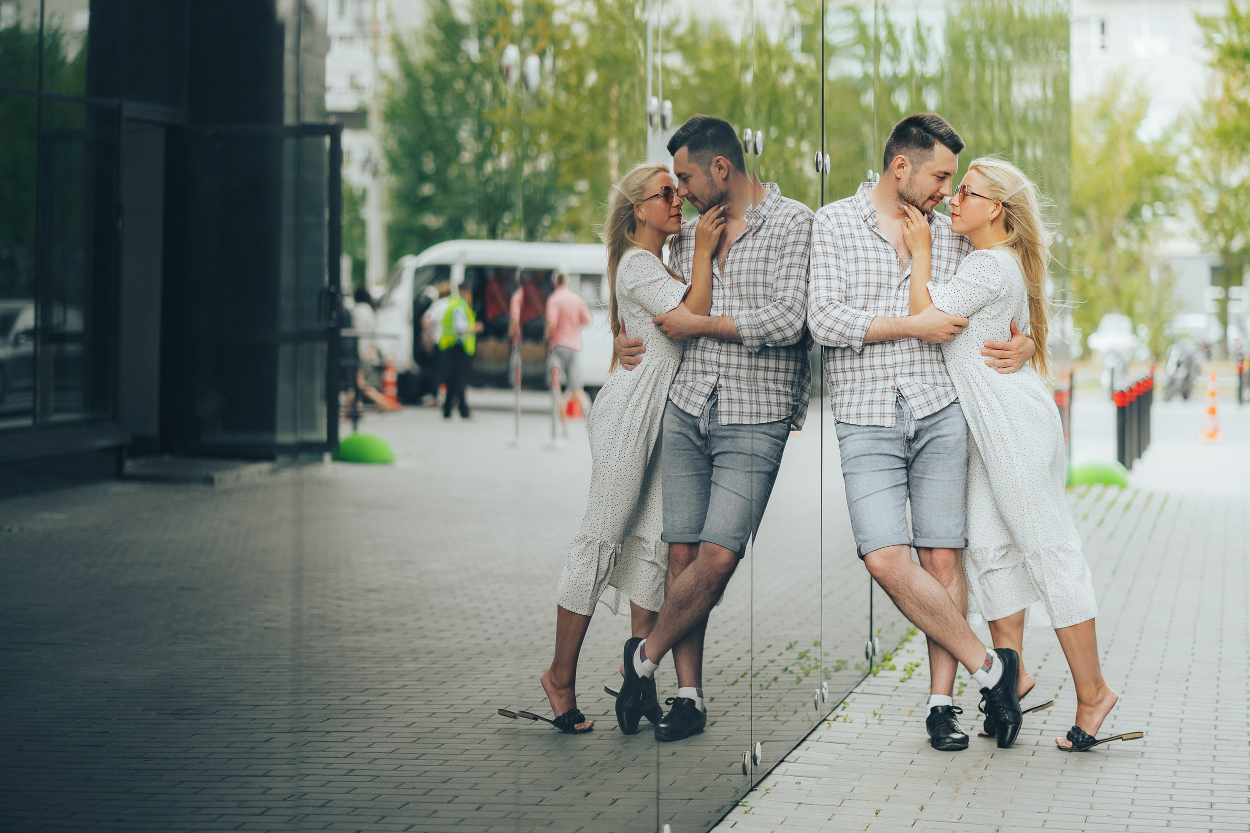 Лавстори. КлеверПарк. Ваш свадебный и семейный фотограф