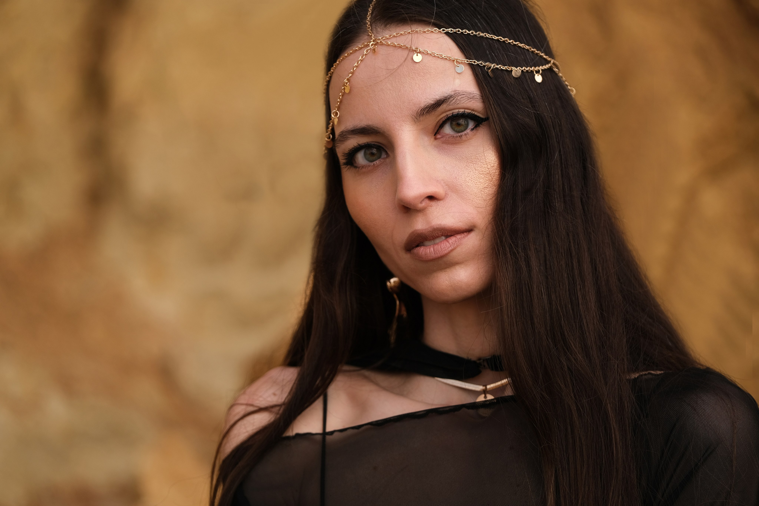 Арабская Эстетика. Профессиональная фотосъемка в Крыму. Натуральные эмоции и живые кадры. Забронируйте дату прямо сейчас!