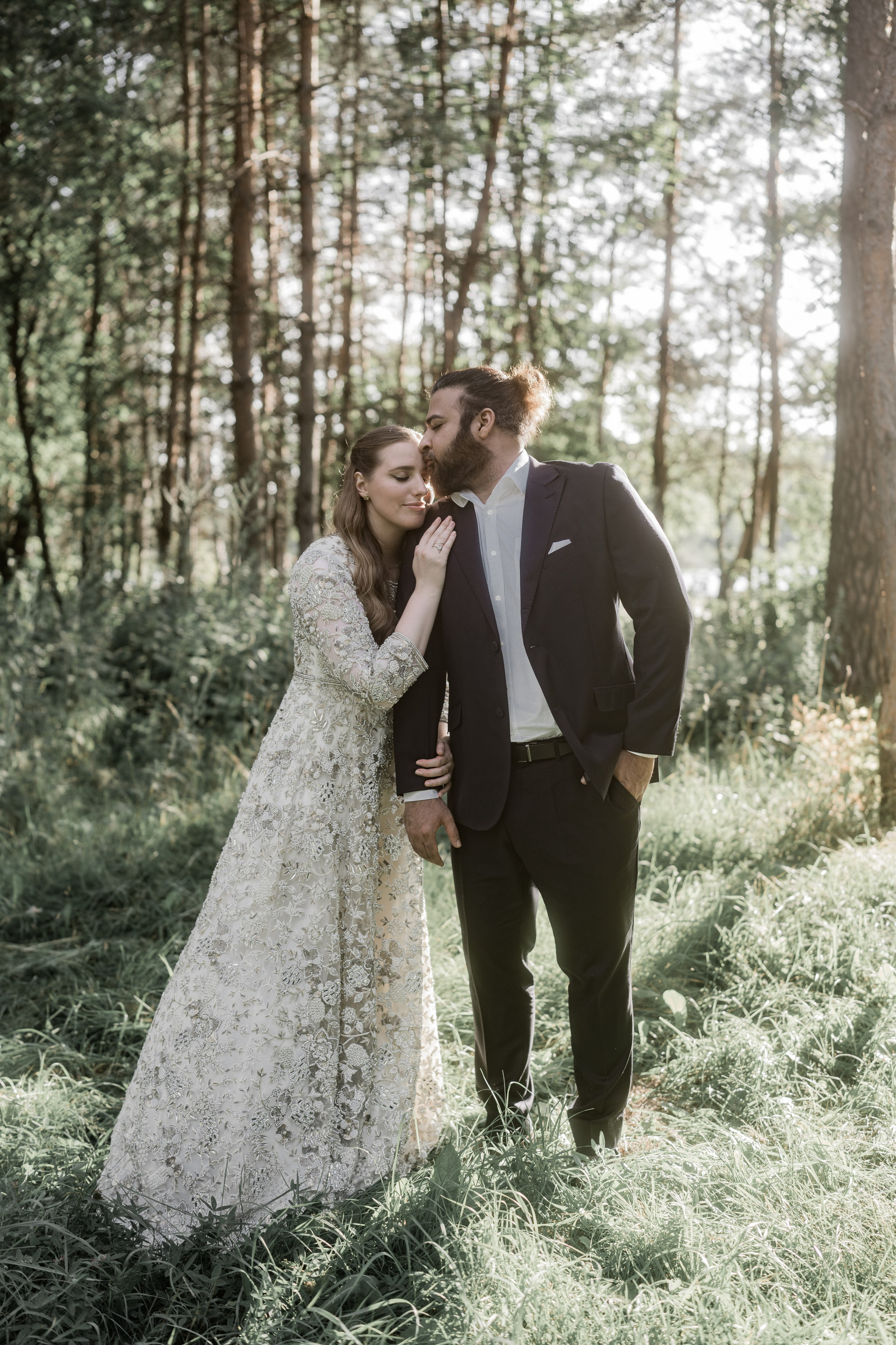 Свадьба Умар и Мила. Прогулка. Свадебный и индивидуальный фотограф Аля Мамакова