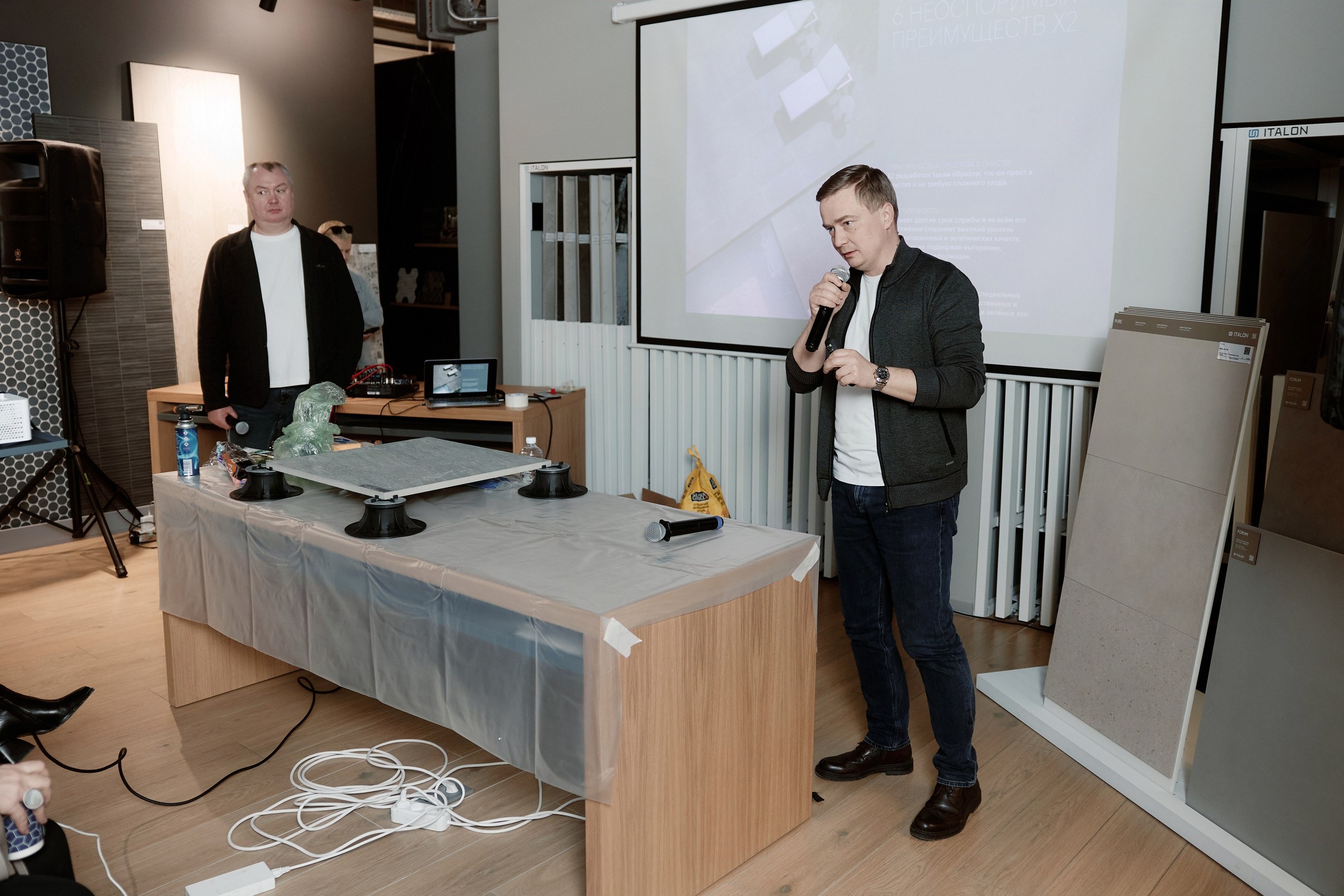 X15 Showroom. ФОТОГРАФ НА МЕРОПРИЯТИЕ ОТ СОЛЬ МЕДИА PRODUCTION