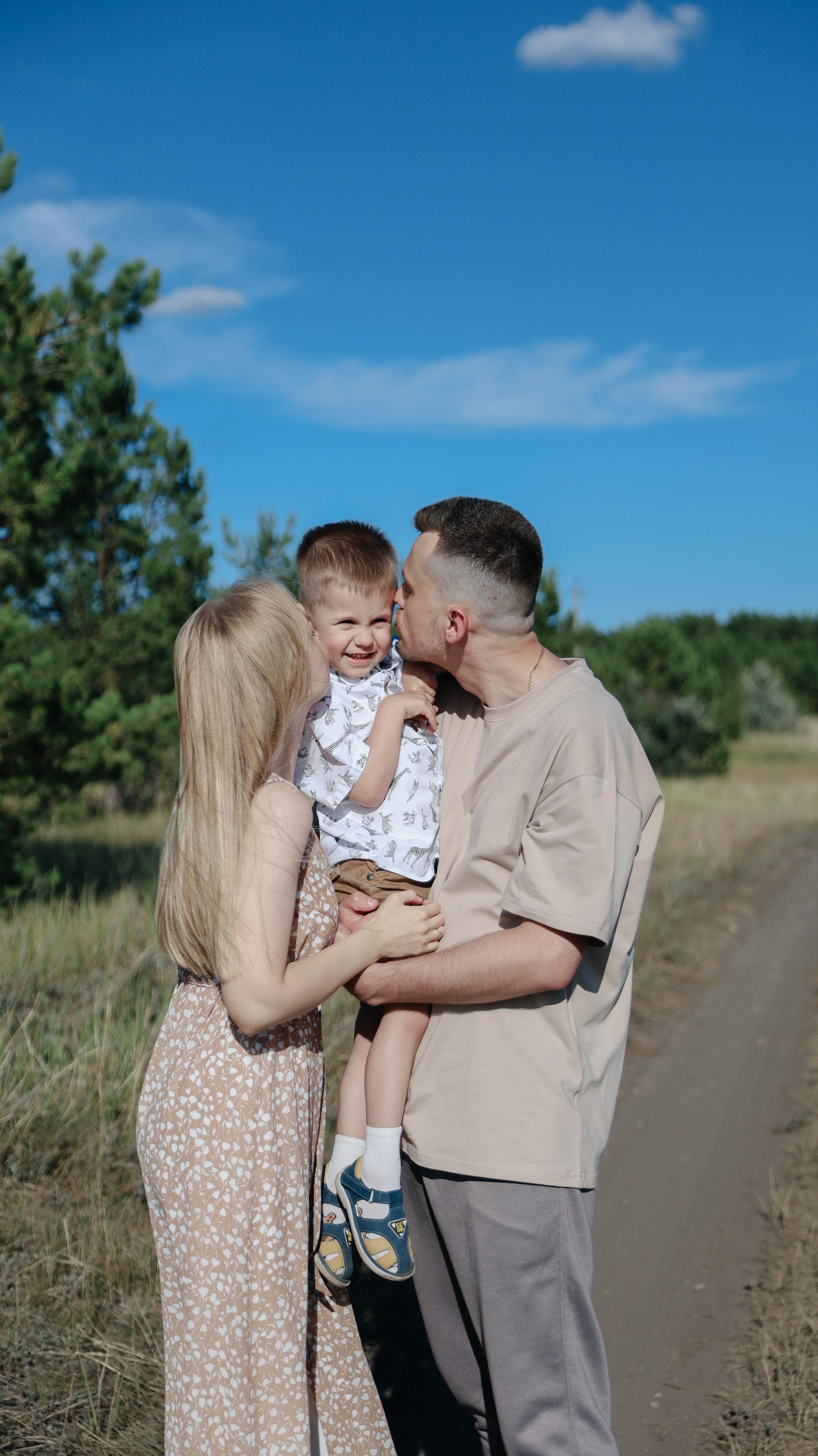 Прогулочная 2. Семейный и свадебный фотограф в Южноуральске Екатерина Столярова