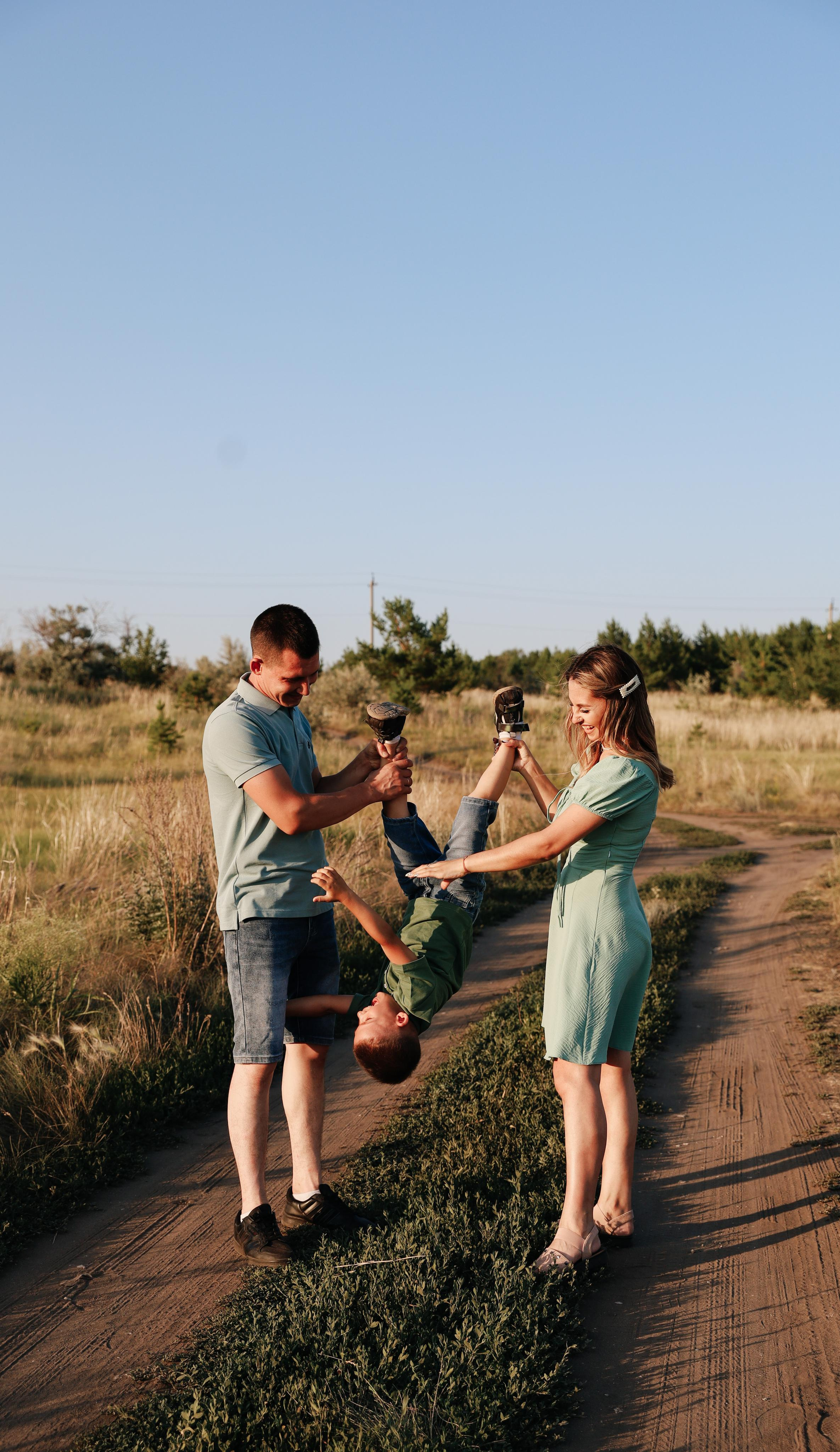 Прогулочная. Семейный и свадебный фотограф в Южноуральске Екатерина Столярова