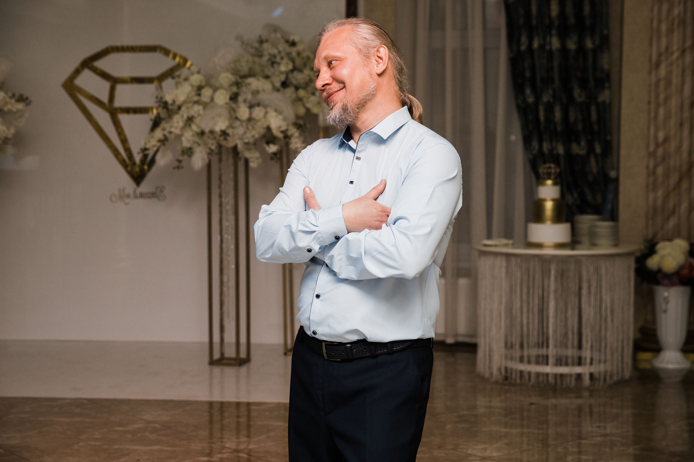 Выпить сразу: против безумия толп // Максим&Лиза. Фотограф Алутера Ирина