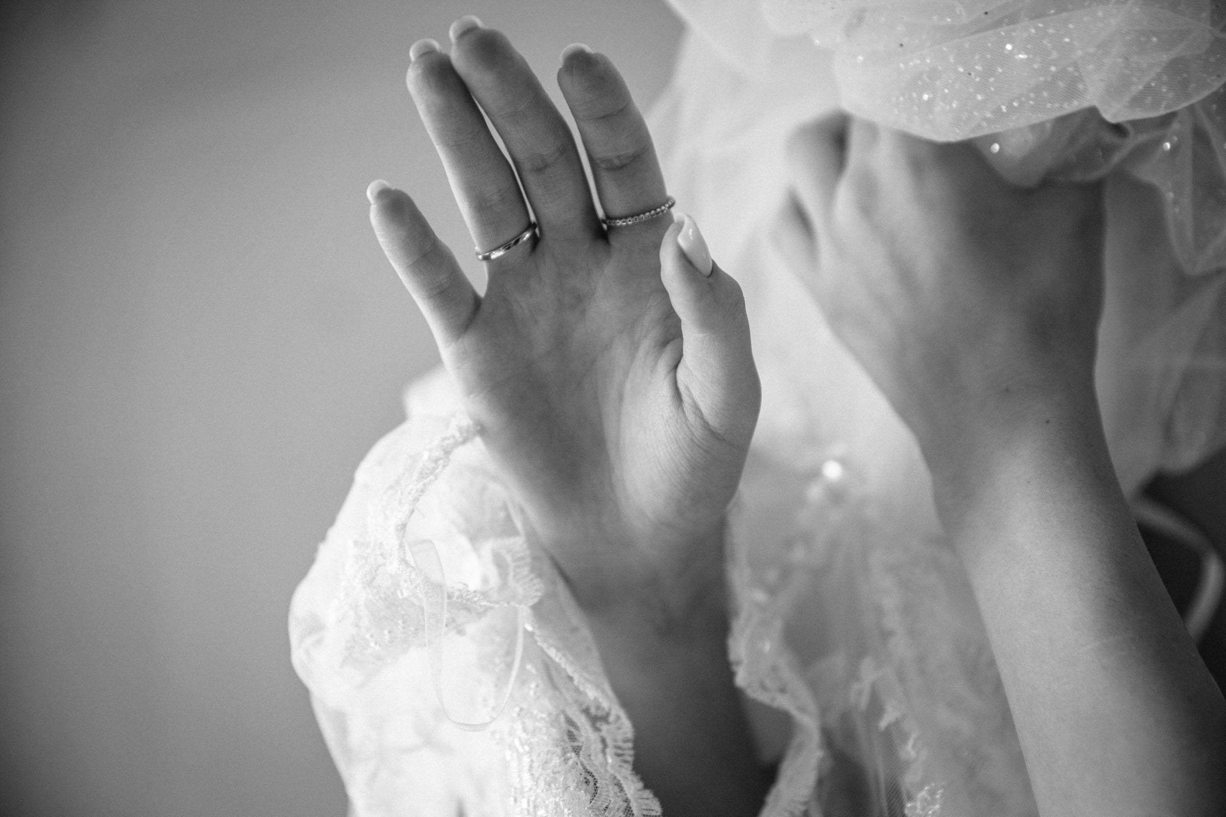 Выпить сразу: против безумия толп // Максим&Лиза. Фотограф Алутера Ирина