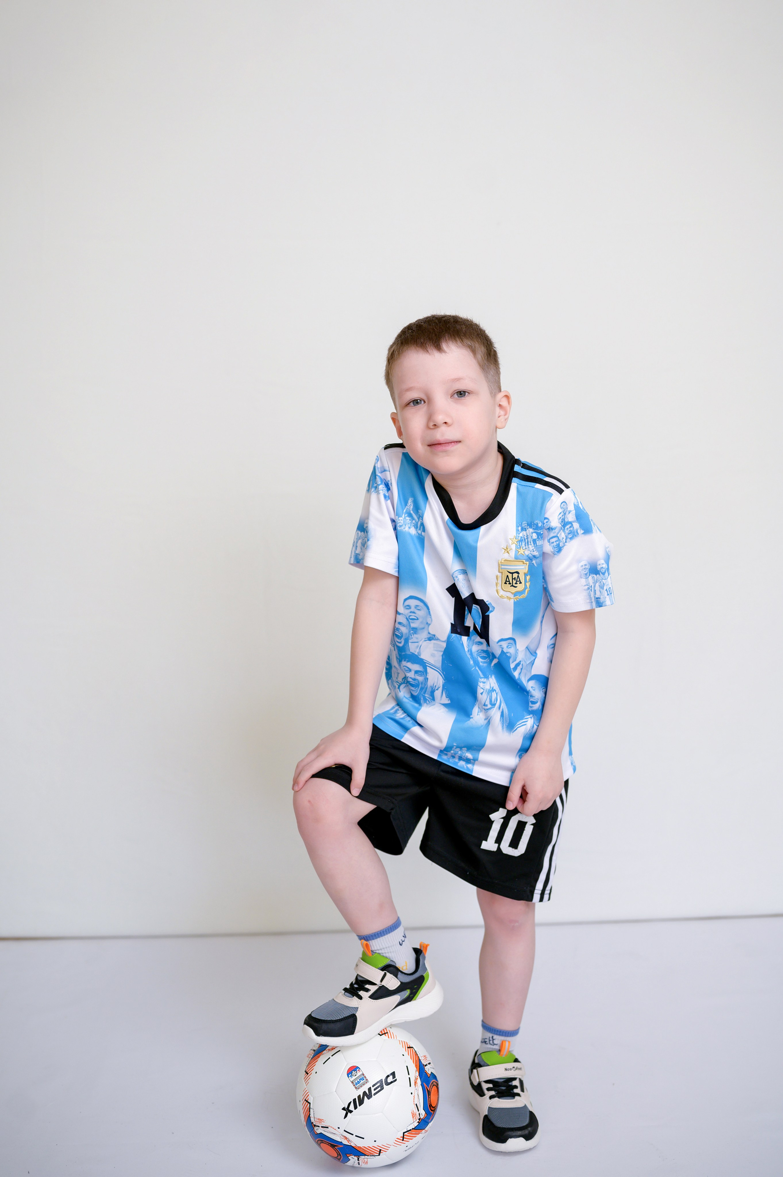 Д/с№ 3к3 группа «Фантазёры» (индивидуальный дизайн) + рисунки детей. Фотограф новорожденных, семейный детский в Тюмени Татьяна Морозова