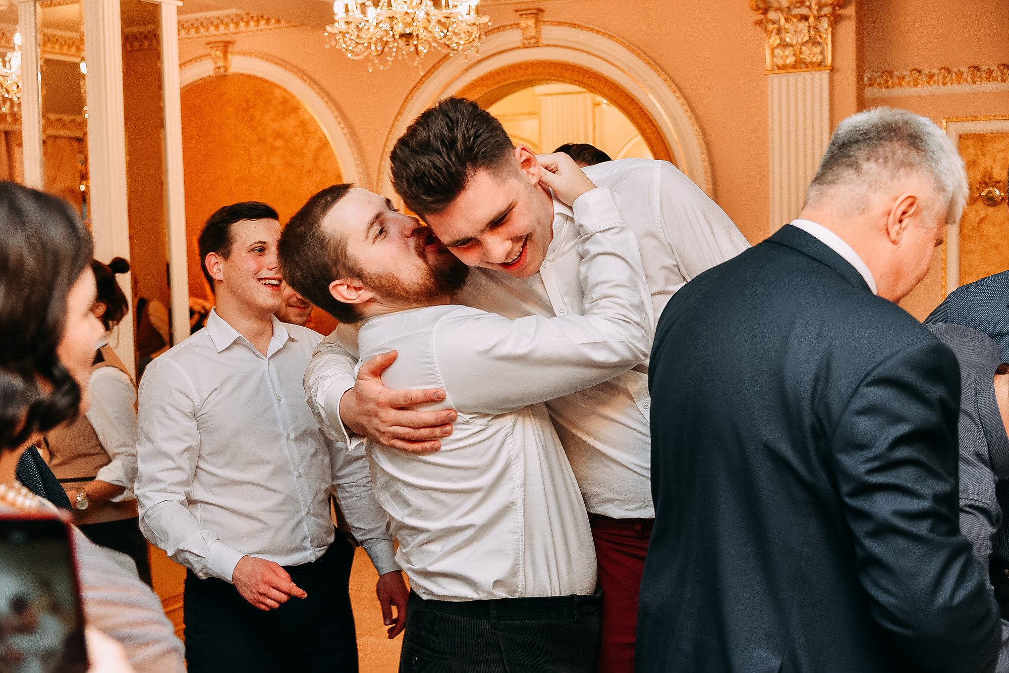 гости на свадебной банкете, фотосъемка банкета, фотосъемка корпоратива