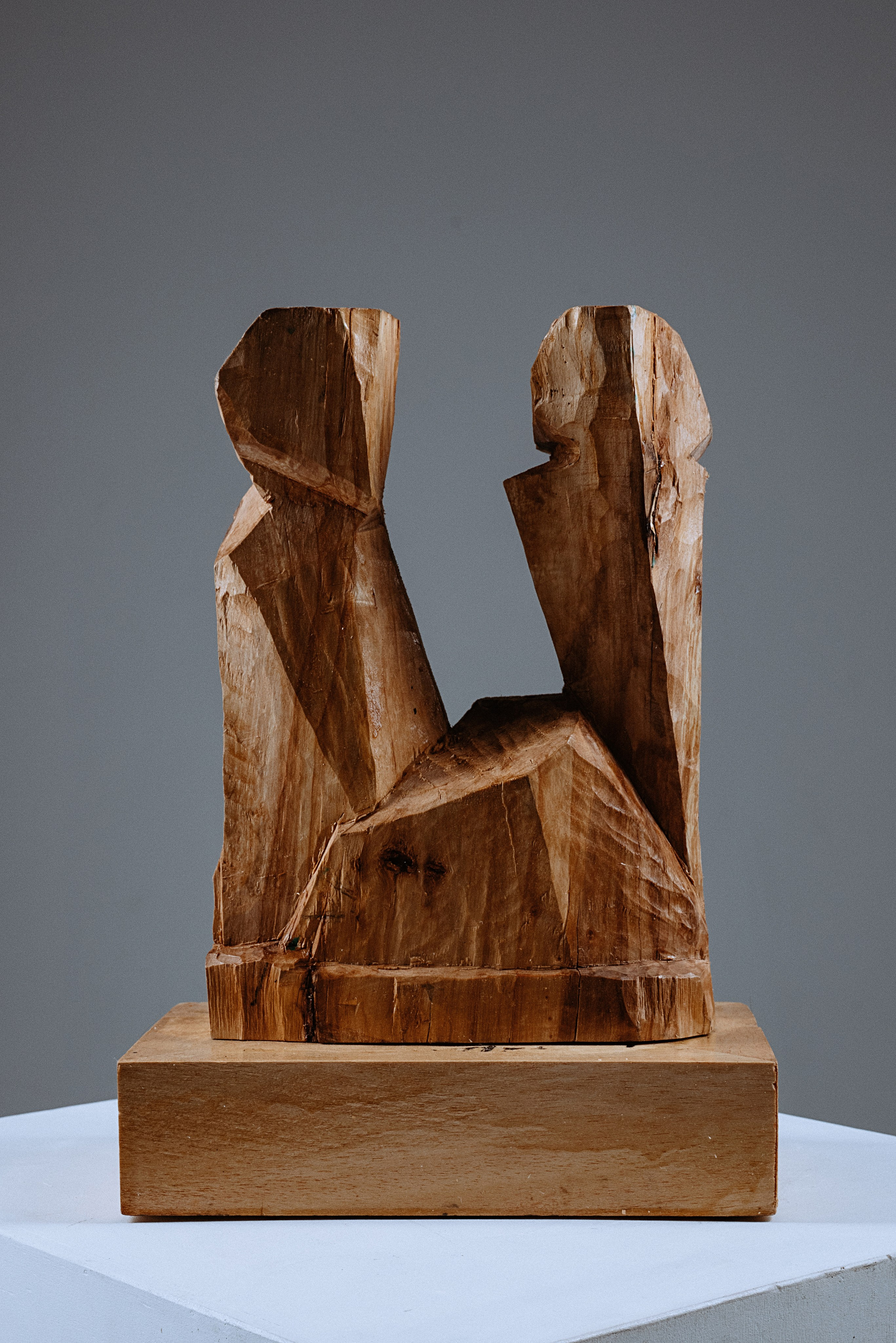 Скульптура "Юность", 2024 год, дерево 30*45*20